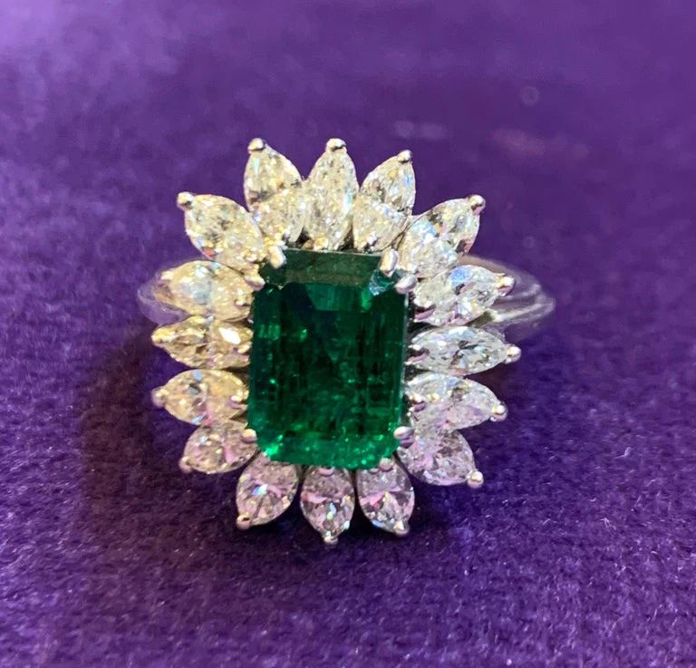 2 Carat Emerald Cut Emerald & Diamond Ring - Image 4