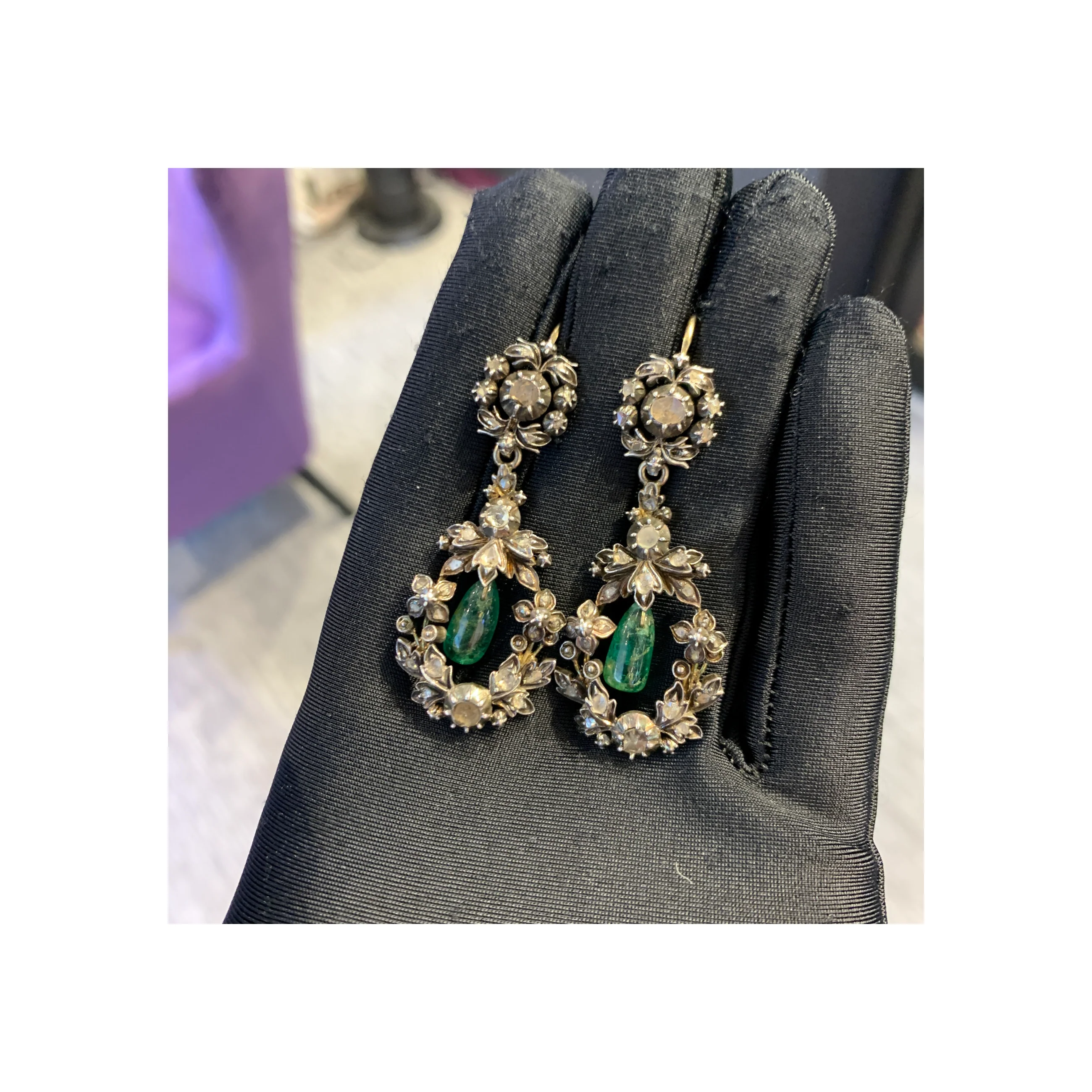 Antique Emerald Earrings - Image 3