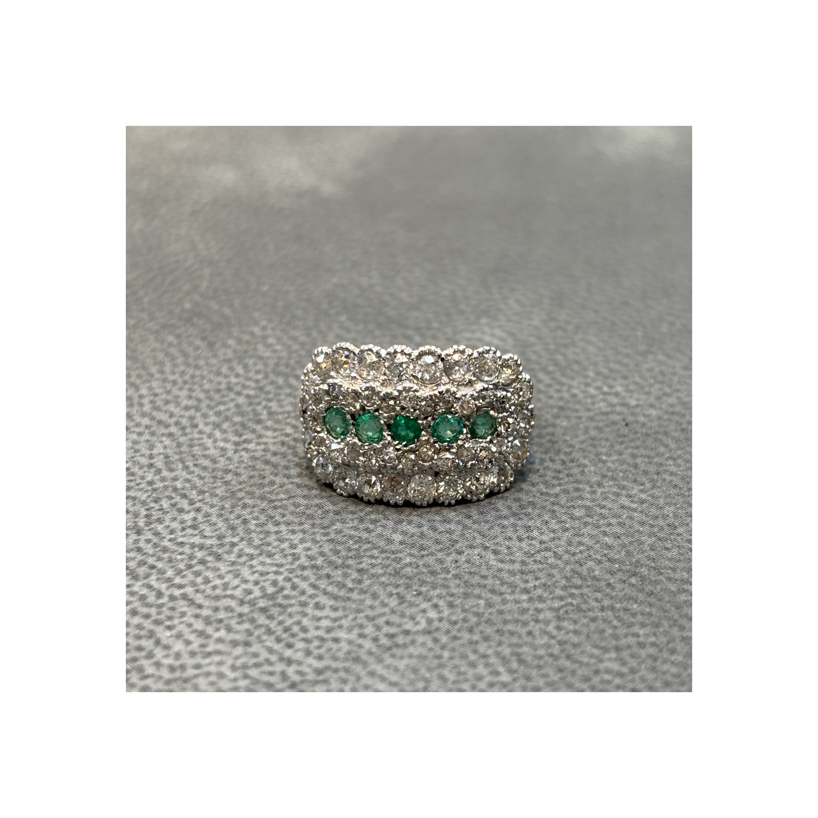 Art Deco Emerald & Diamond Band Ring - Image 5