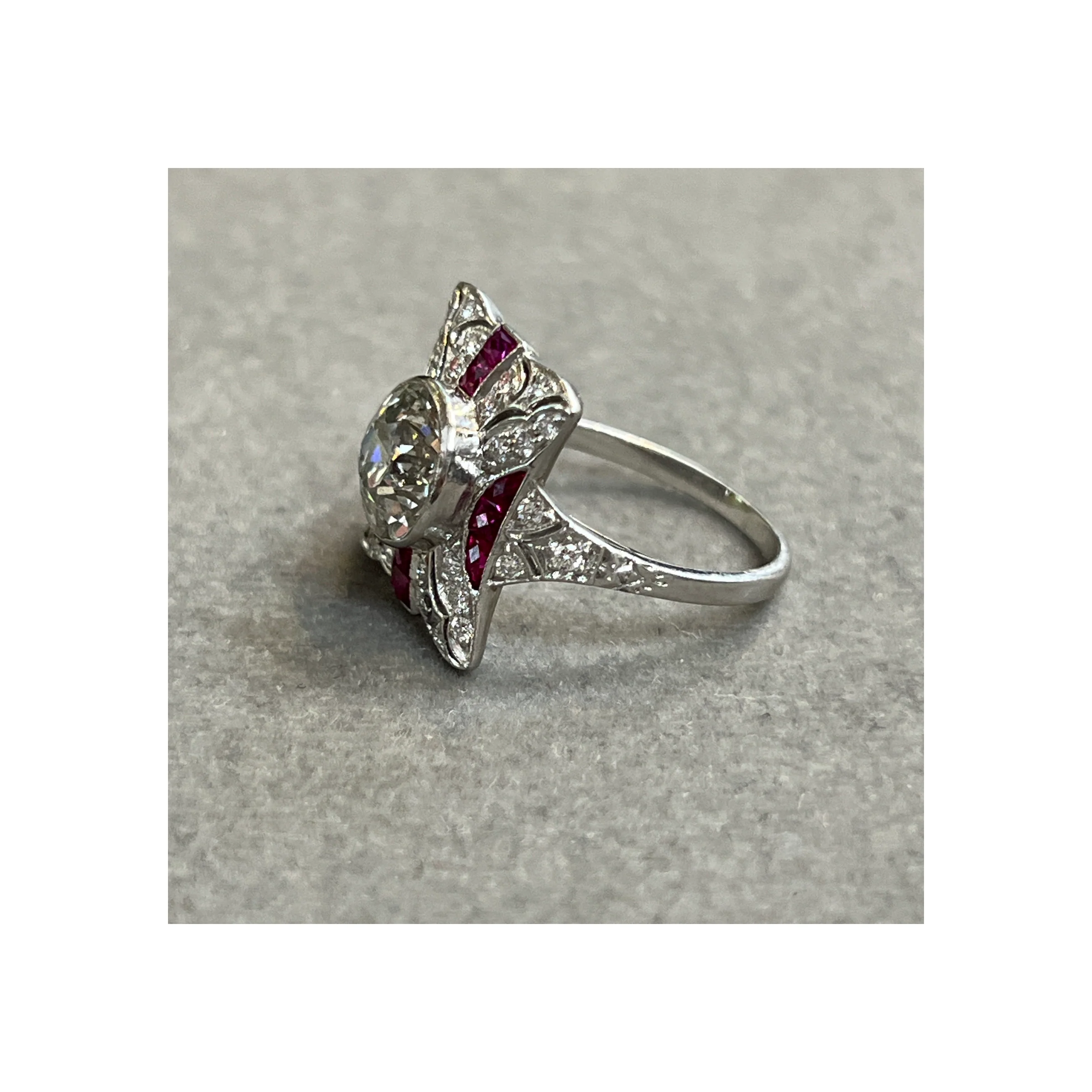Art Deco Ruby and Diamond Ring - Image 7