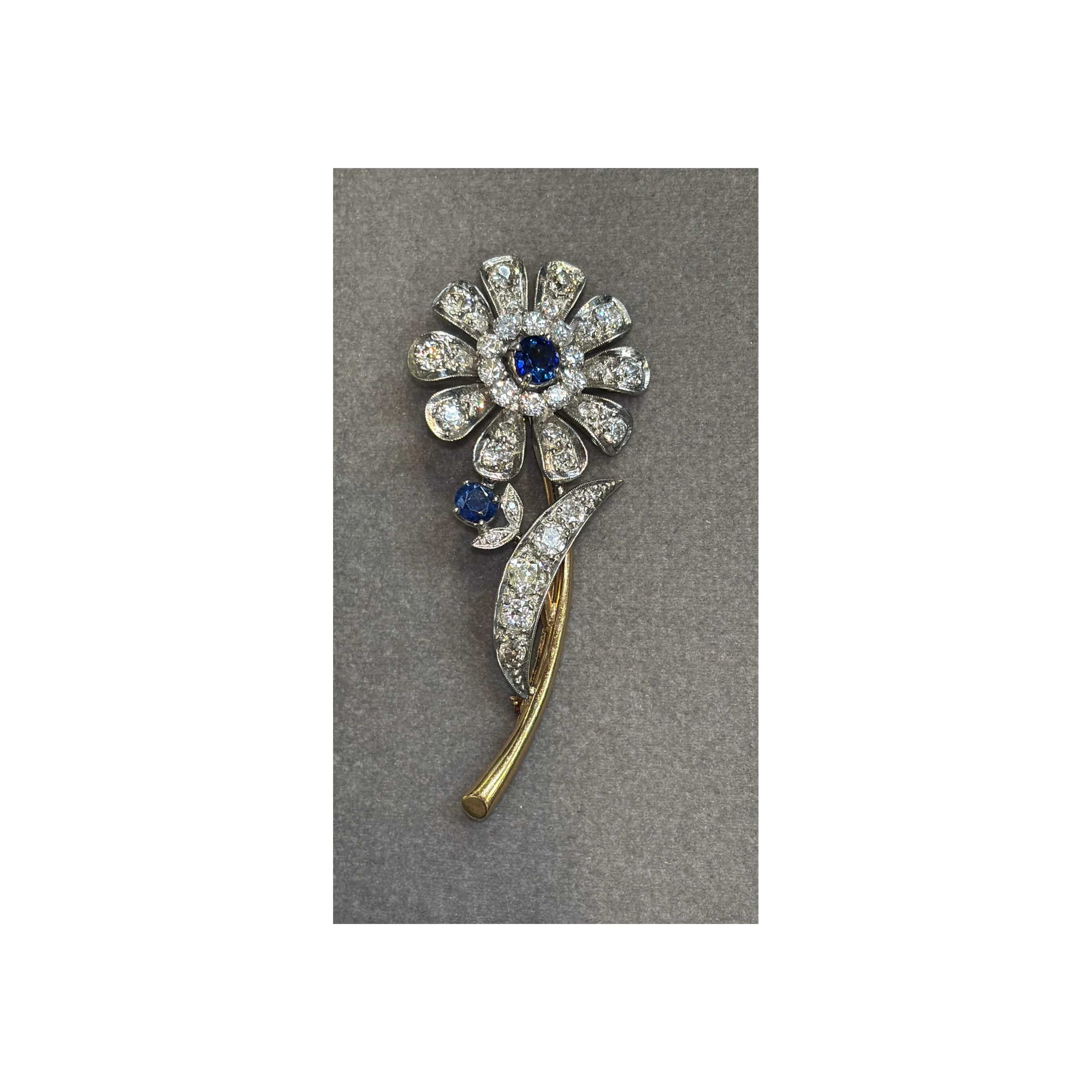 Art Deco Sapphire and Diamond Brooch - Image 8