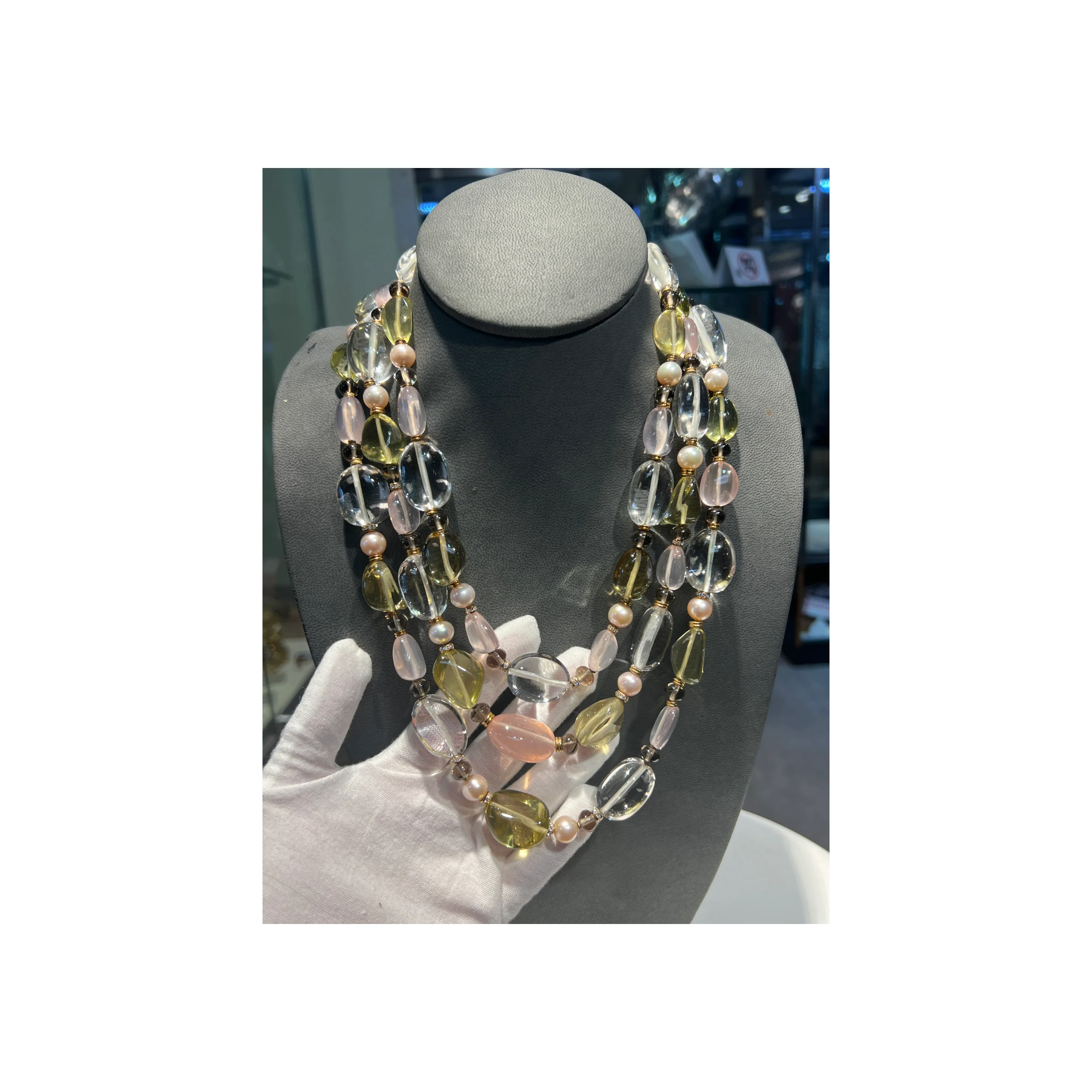 Bvlgari Rock Crystal Rose Quartz and Peridot Bead Necklace - Image 3