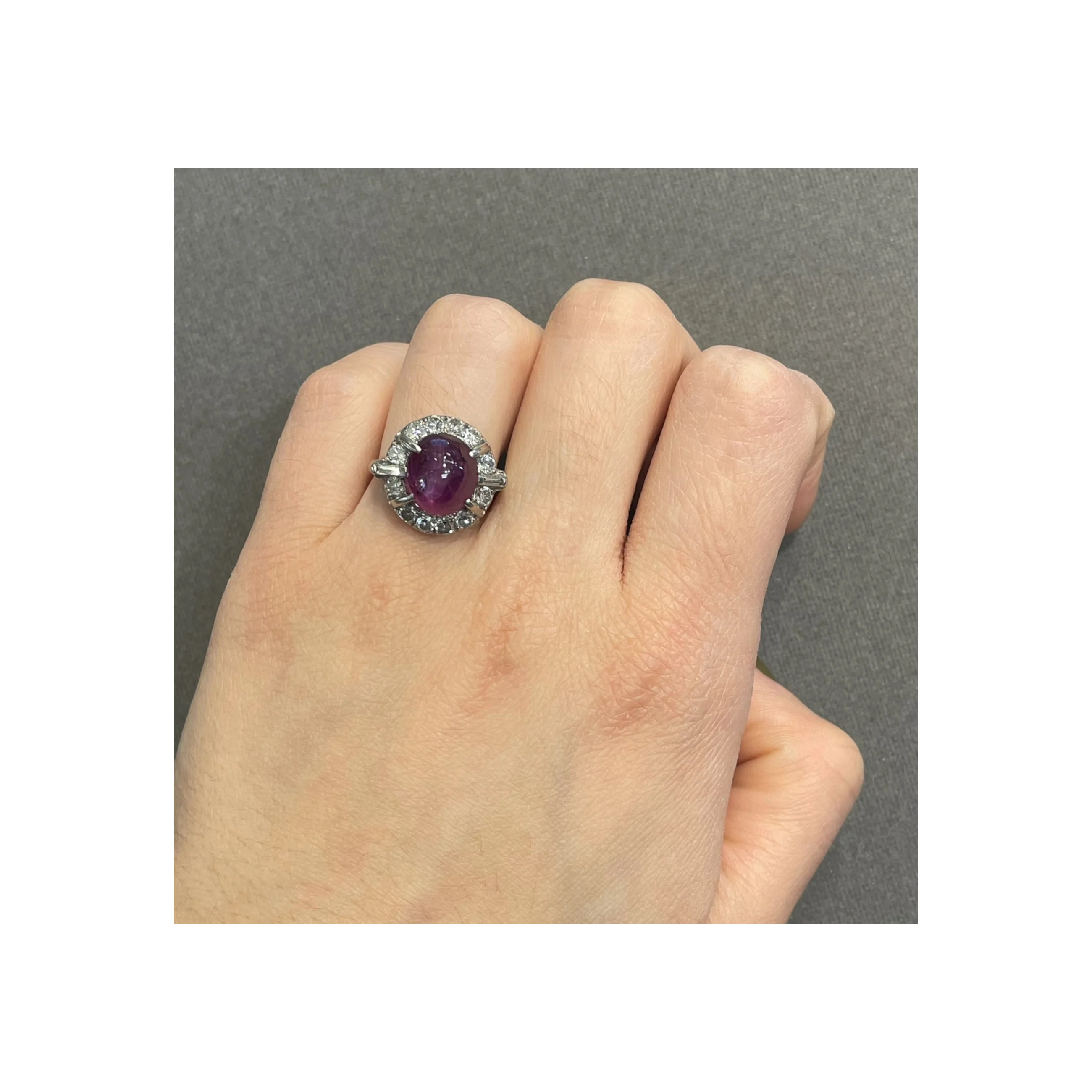 Cabochon Star Ruby Ring - Image 2