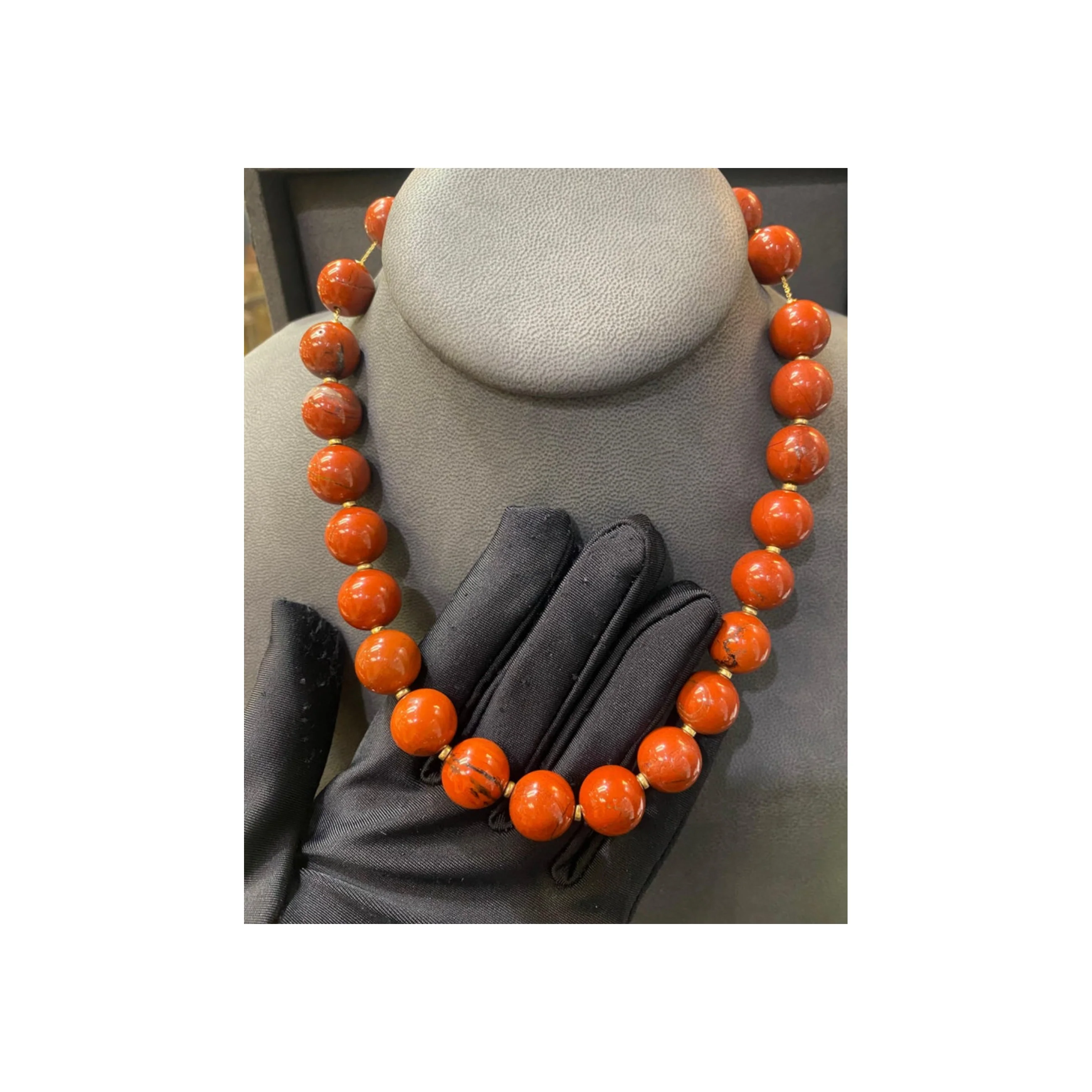 Carnelian Bead Necklace. - Image 3