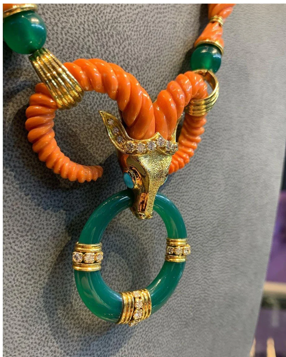 Cartier Coral and Chrysoprase Ox Necklace - Image 3