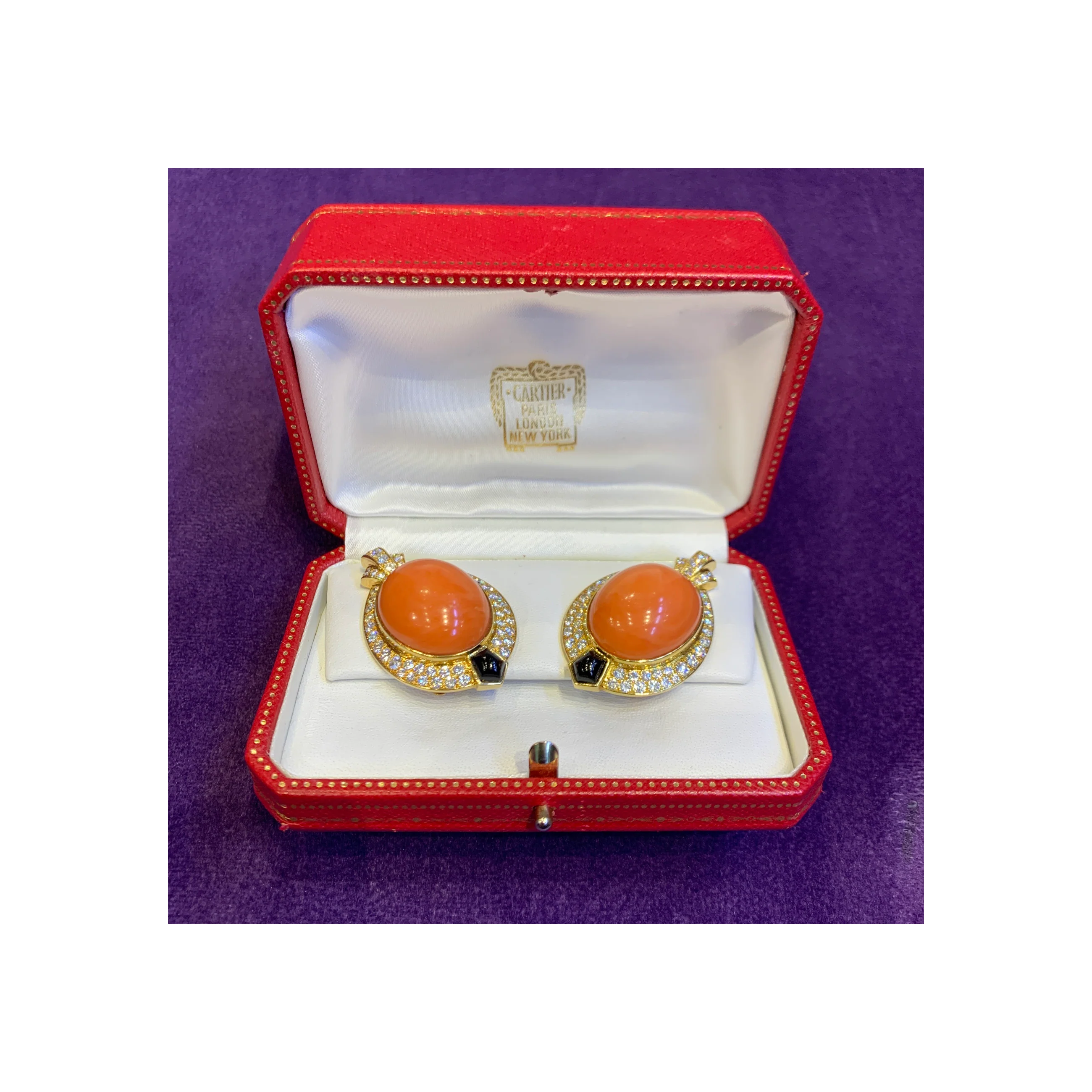 Cartier Egyptian Revival Coral Diamond & Onyx Earrings - Image 13
