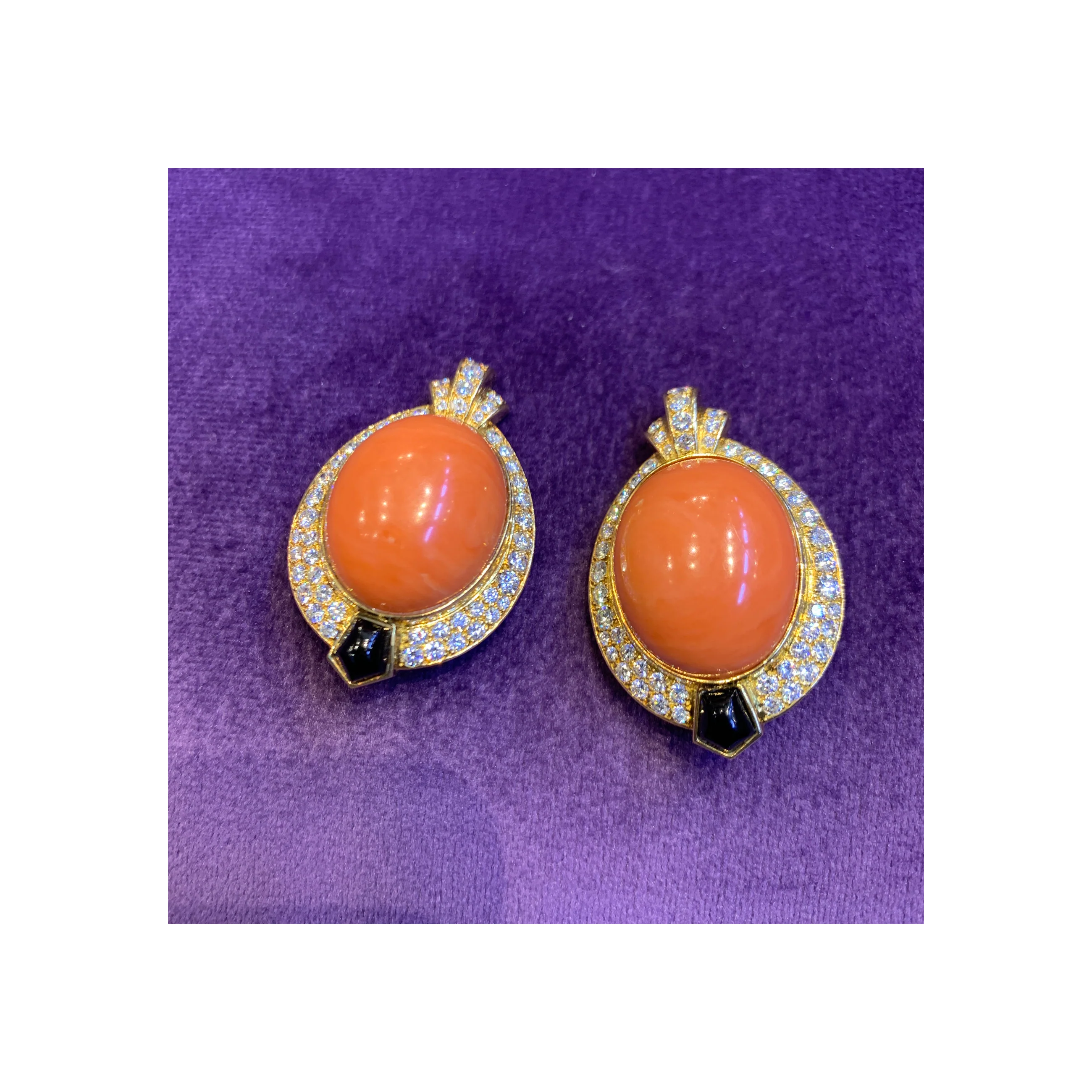 Cartier Egyptian Revival Coral Diamond & Onyx Earrings - Image 8