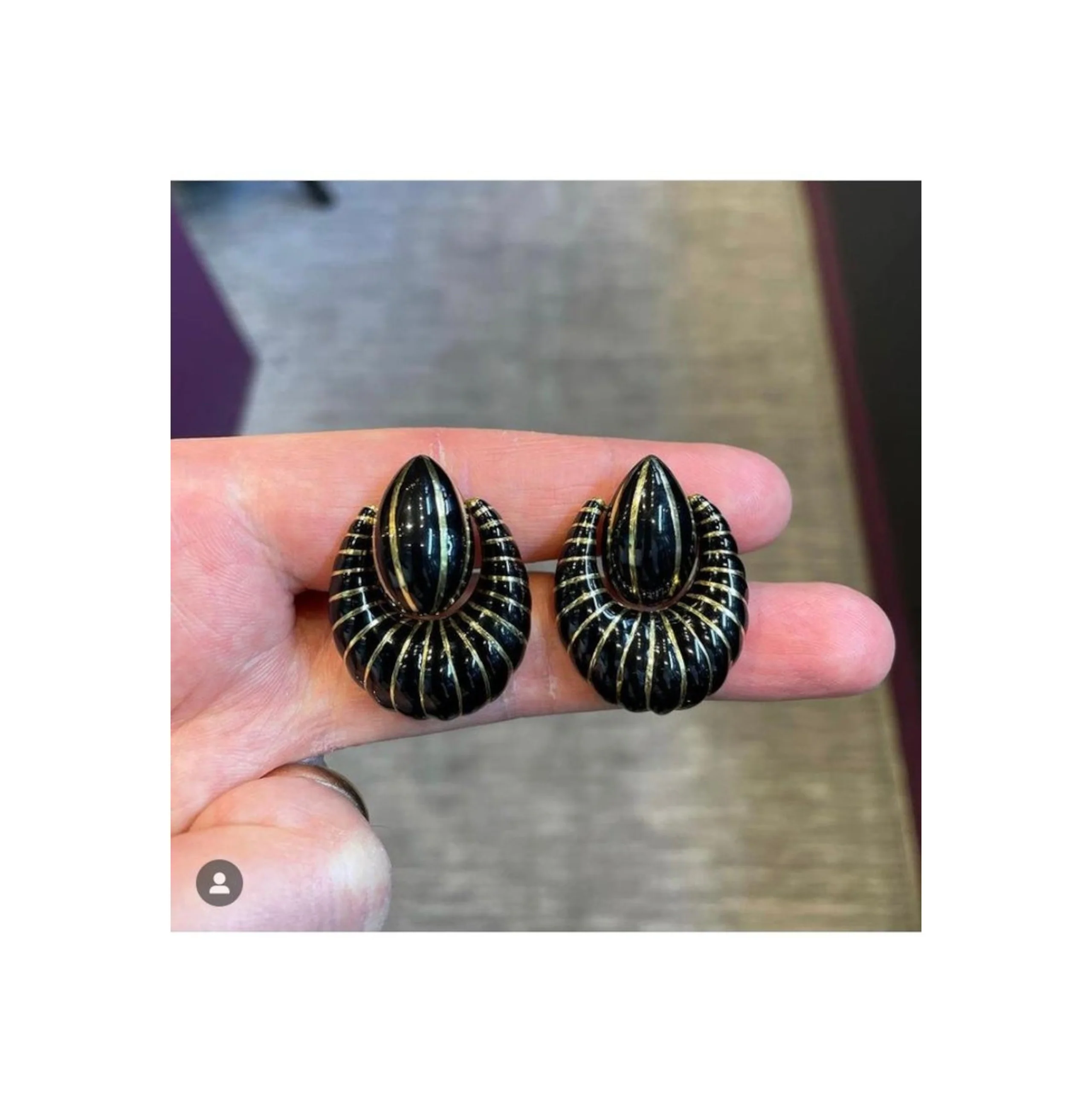 David Webb Black Enamel Earrings - Image 3