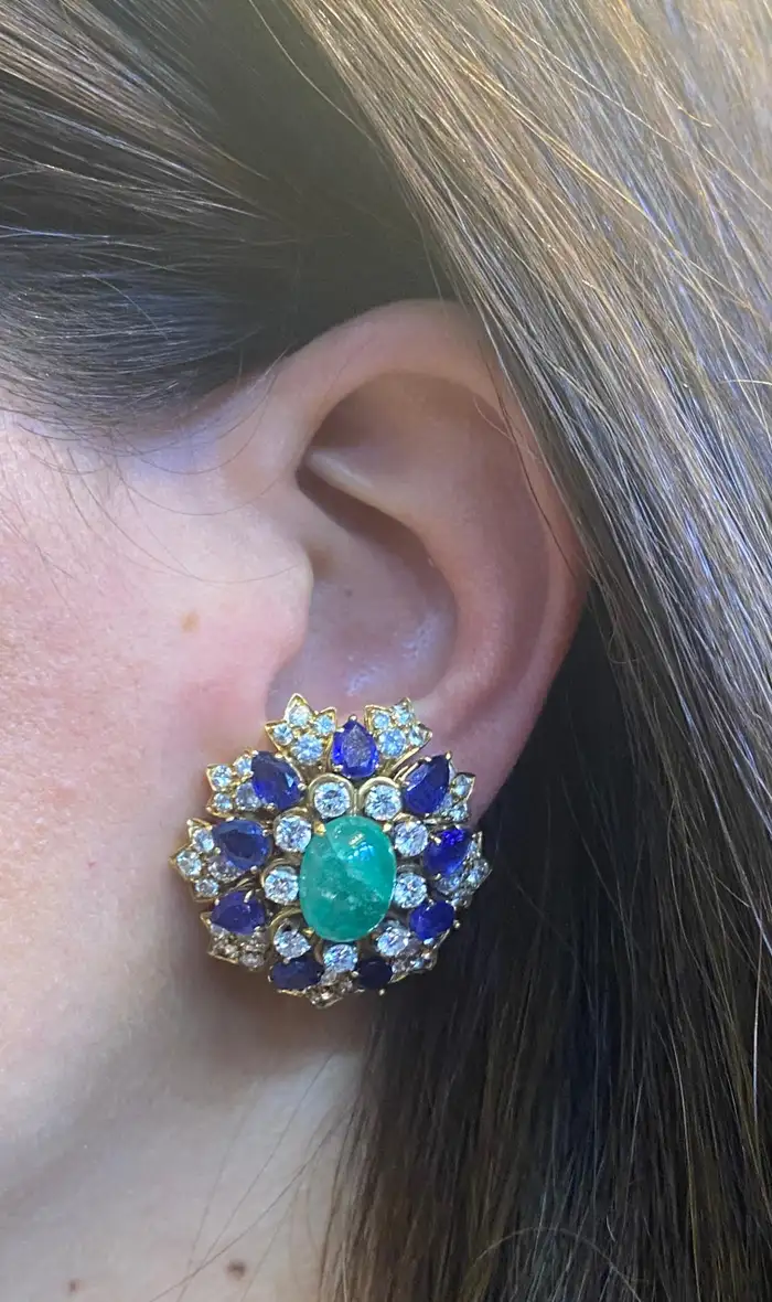 David Webb Cabochon Emerald Sapphire & Diamond Flower Earrings - Image 3