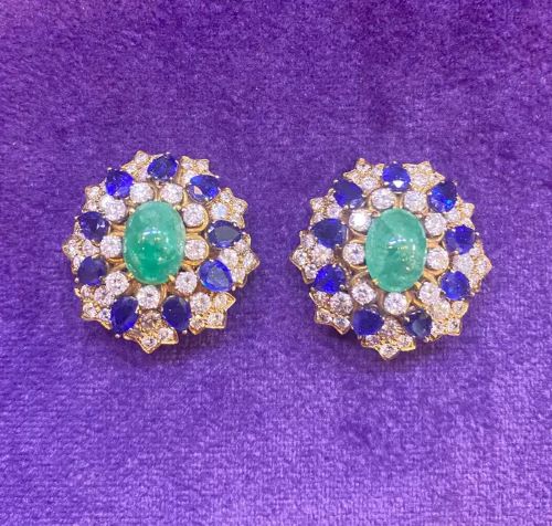 David Webb Cabochon Emerald Sapphire & Diamond Flower Earrings - Image 4