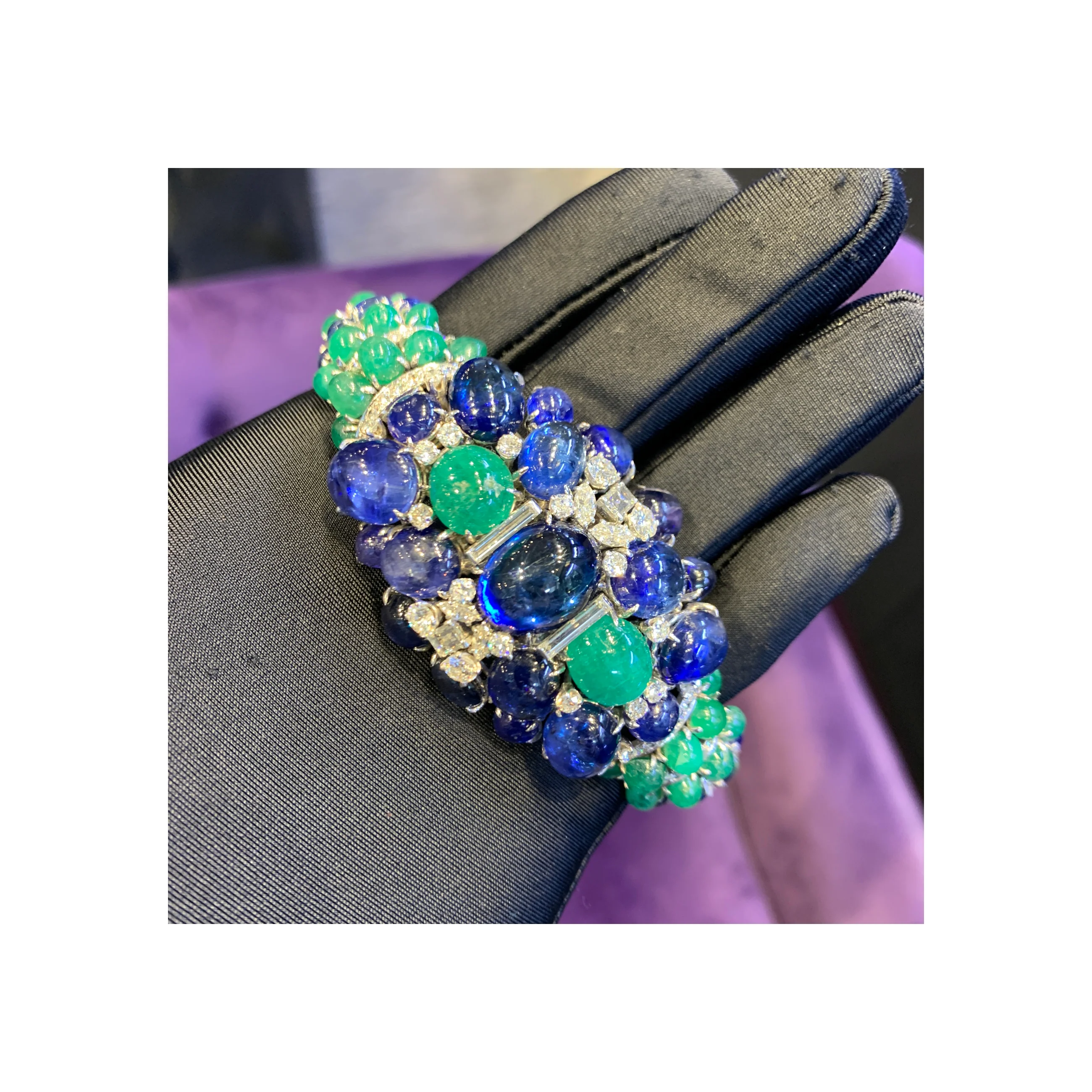 David Webb Cabochon Sapphire & Emerald Bracelet - Image 4