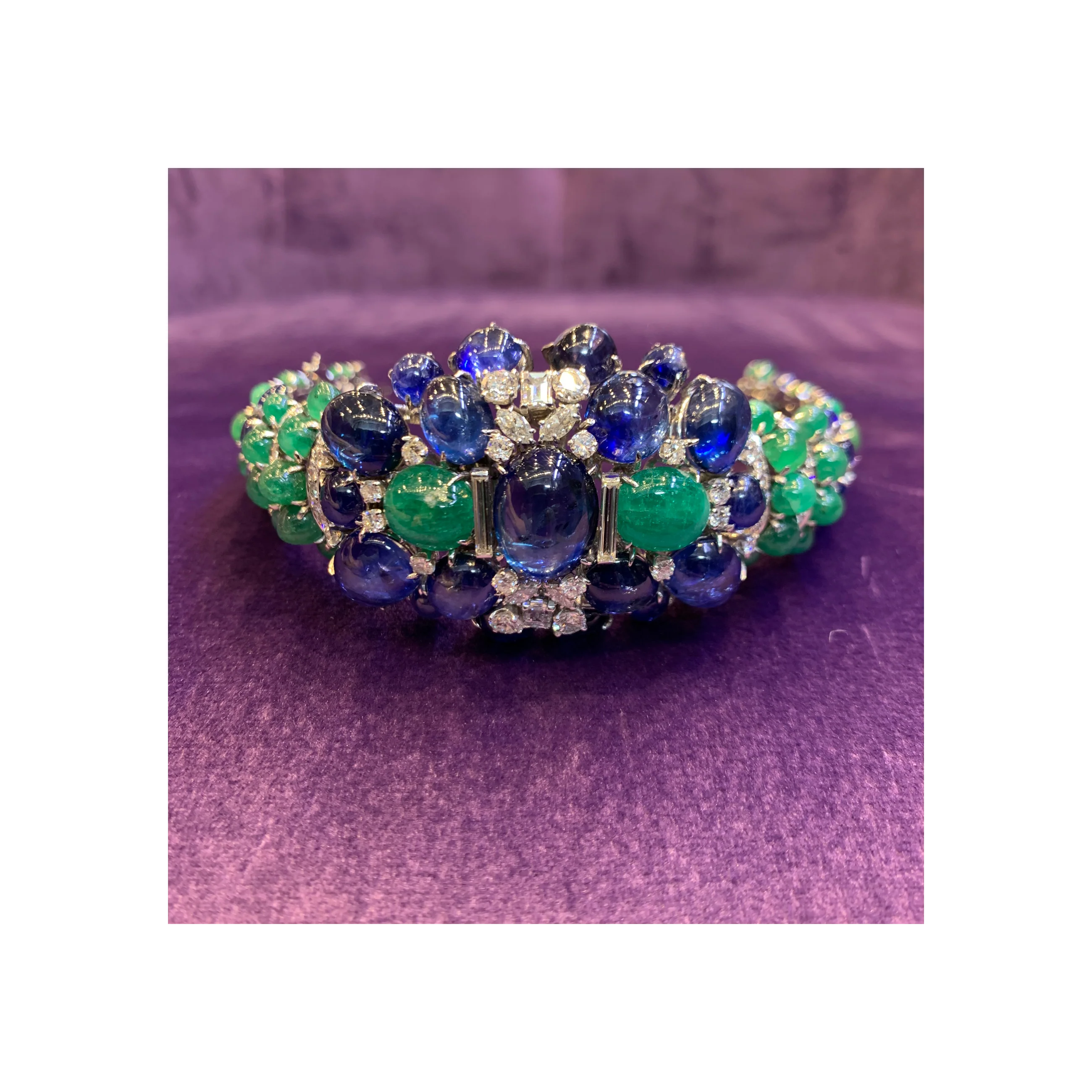 David Webb Cabochon Sapphire & Emerald Bracelet - Image 6