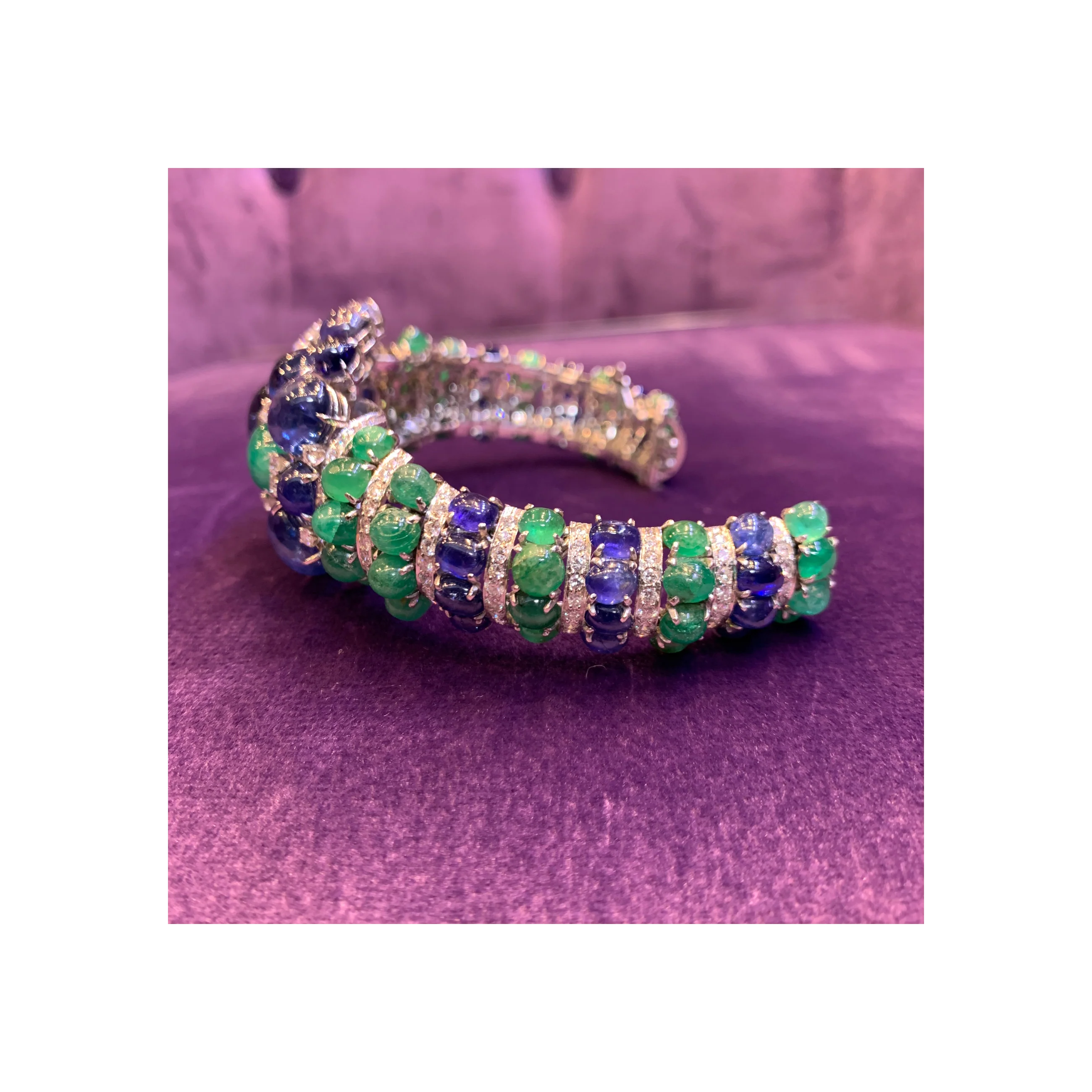 David Webb Cabochon Sapphire & Emerald Bracelet - Image 8