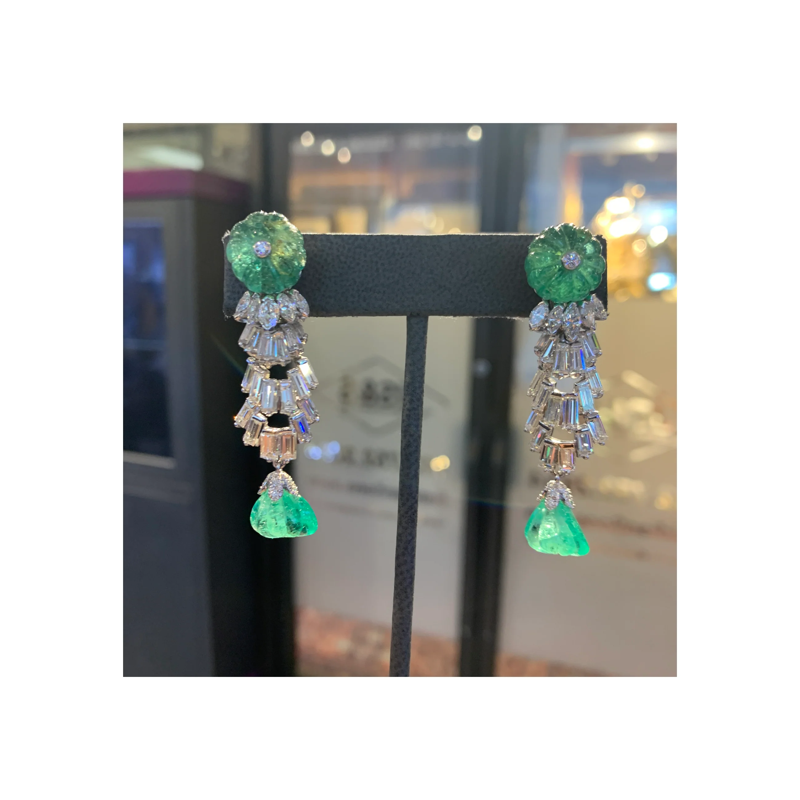 David Webb Carved Emerald & Diamond Earrings - Image 5