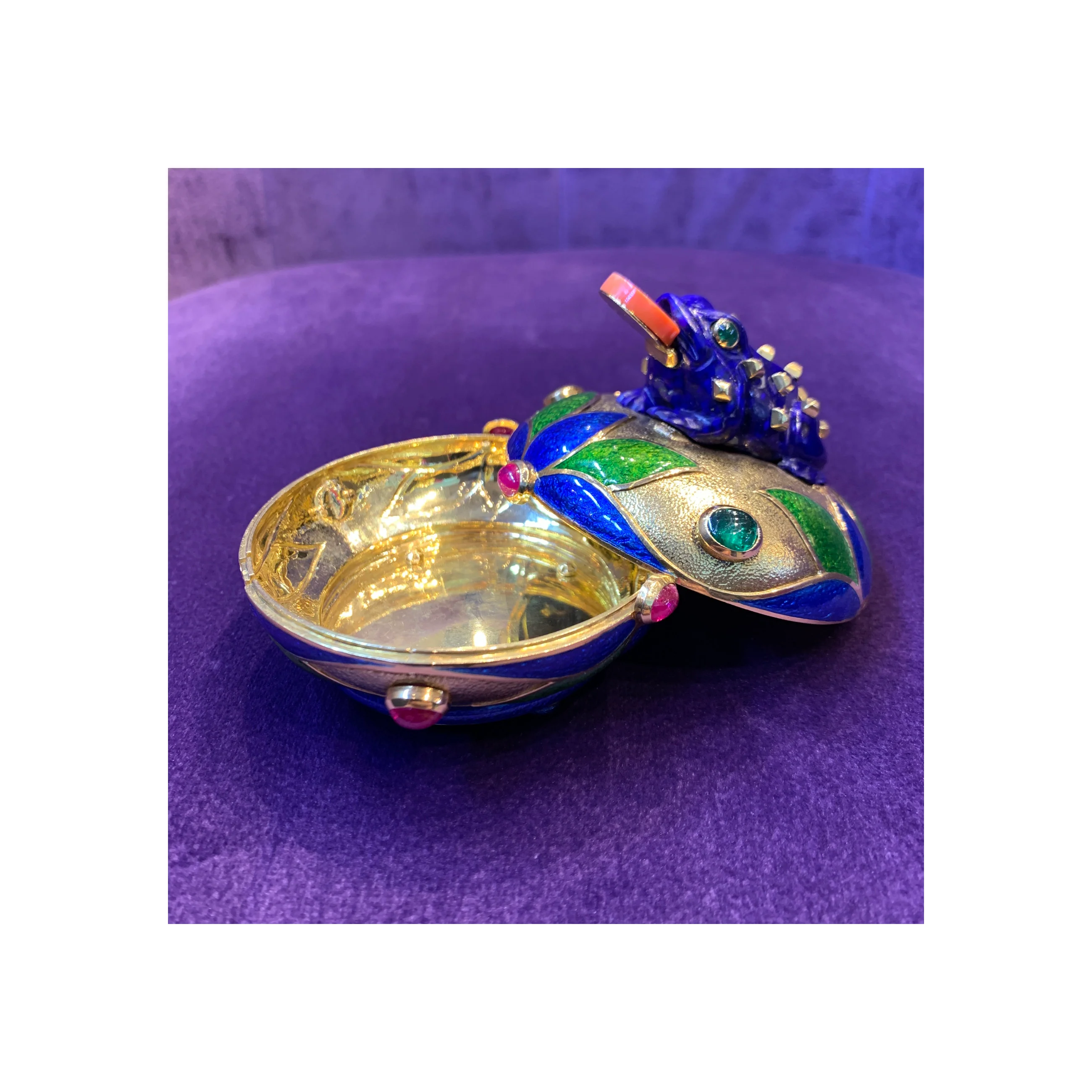 David Webb Multi Gem and Enamel Gold Frog Bowl - Image 9
