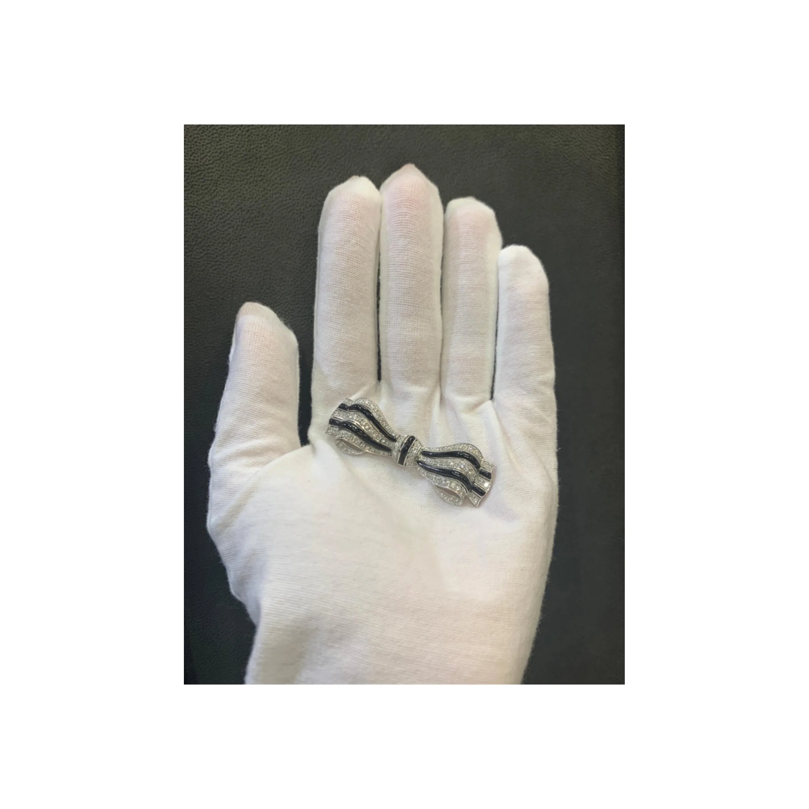 Diamond & Onyx Bow Brooch - Image 4