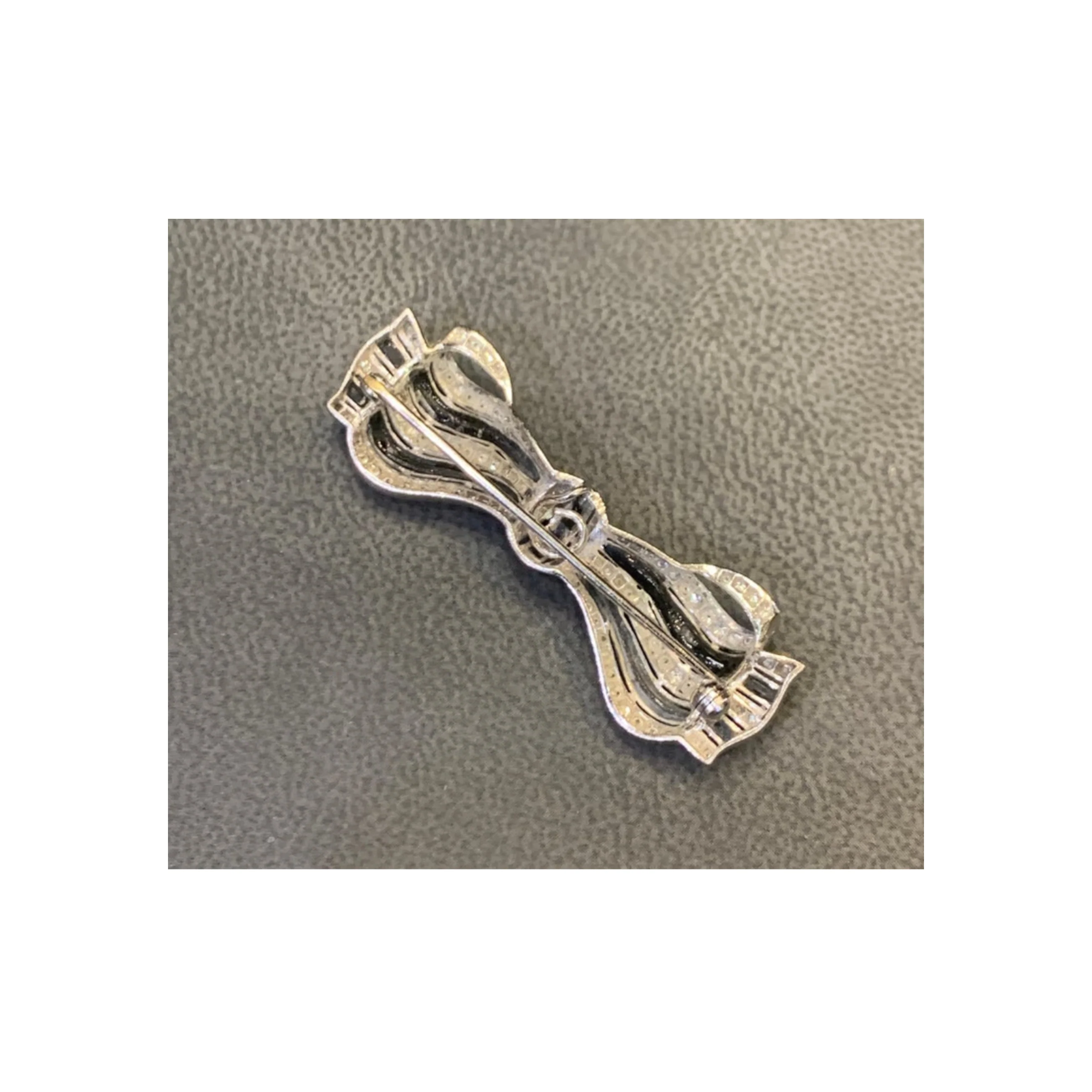 Diamond & Onyx Bow Brooch - Image 7