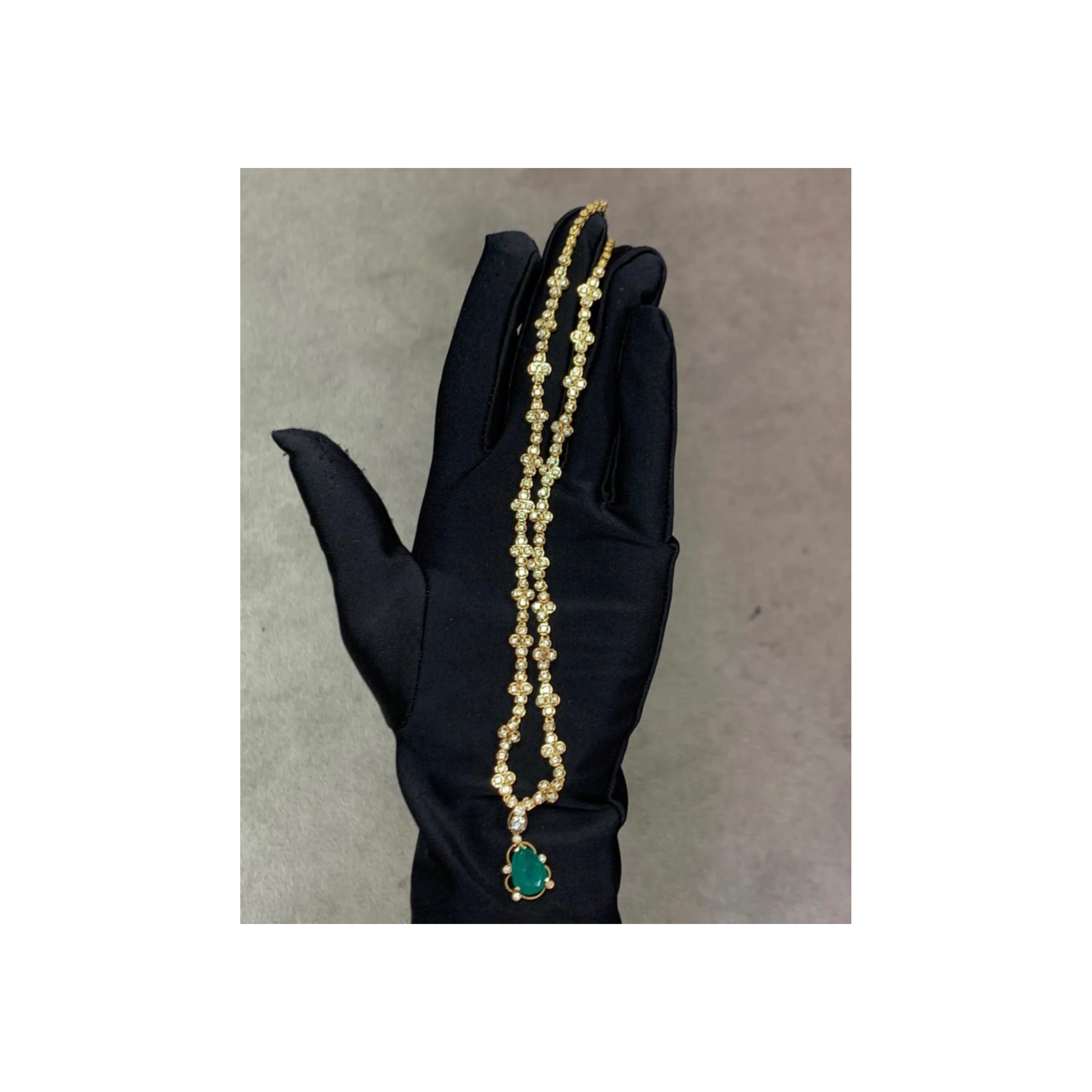 Emerald and Diamond Pendant Necklace - Image 3