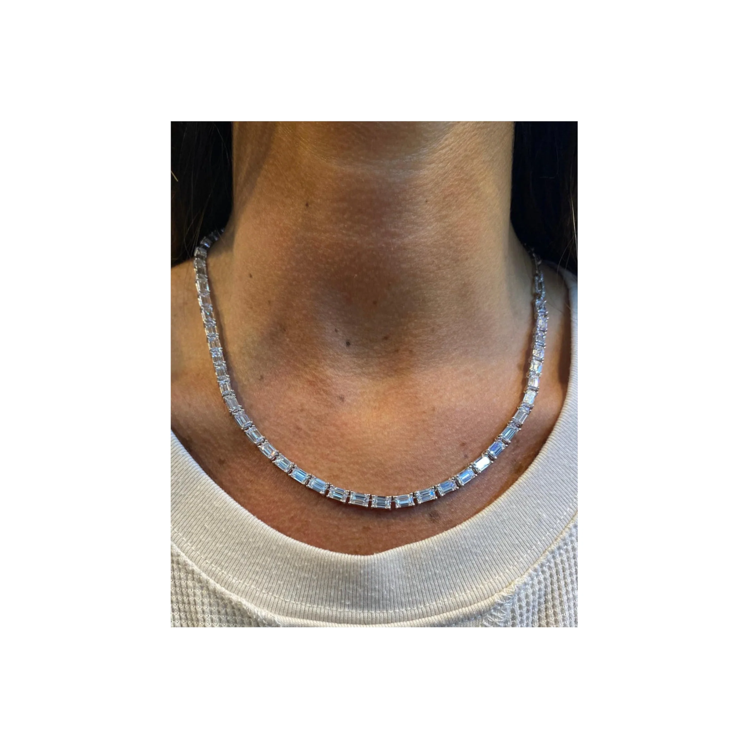 GIA Certified 21.69 Ct Emerald Cut Diamond Necklace - Image 4