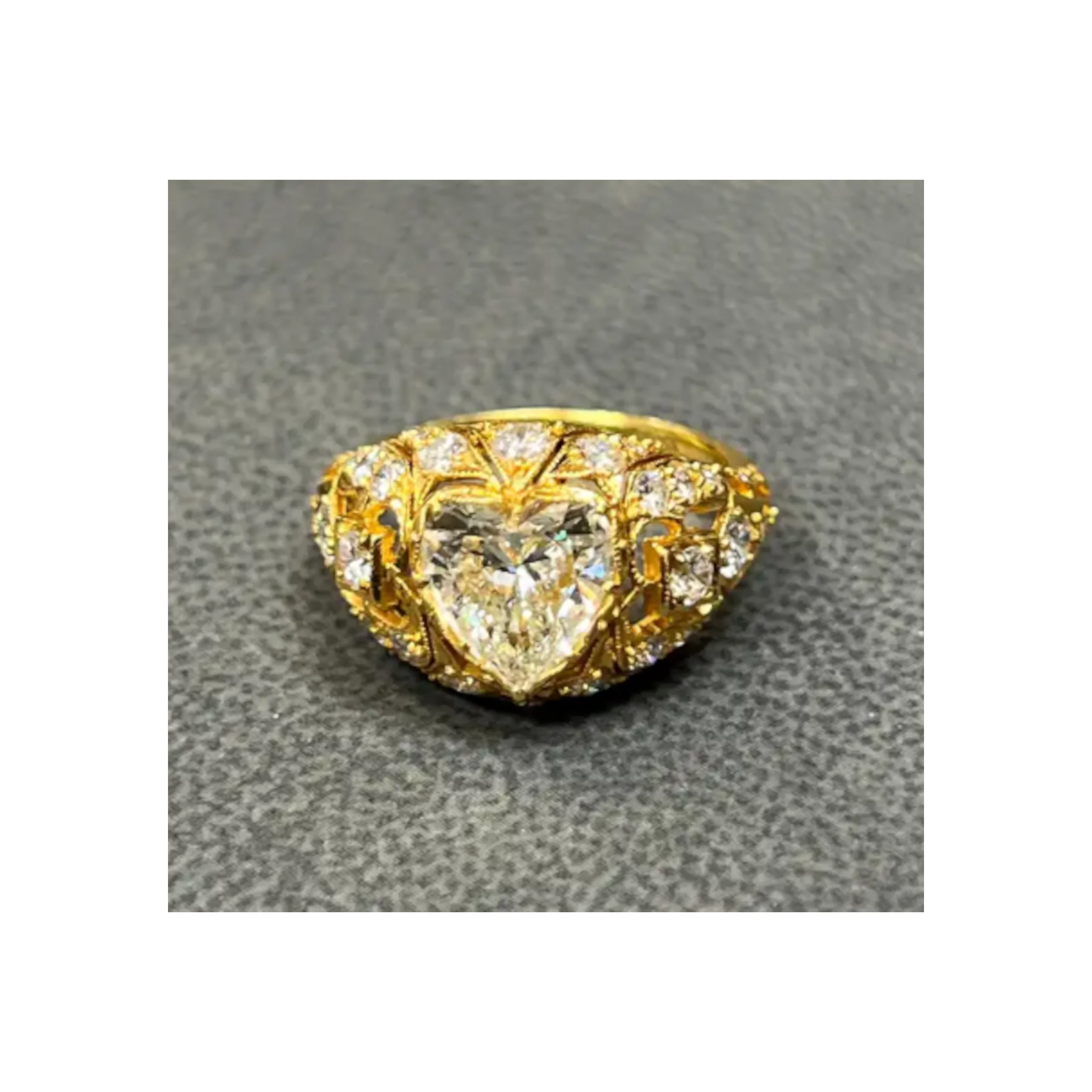 Heart Shape Diamond Ring - Image 6