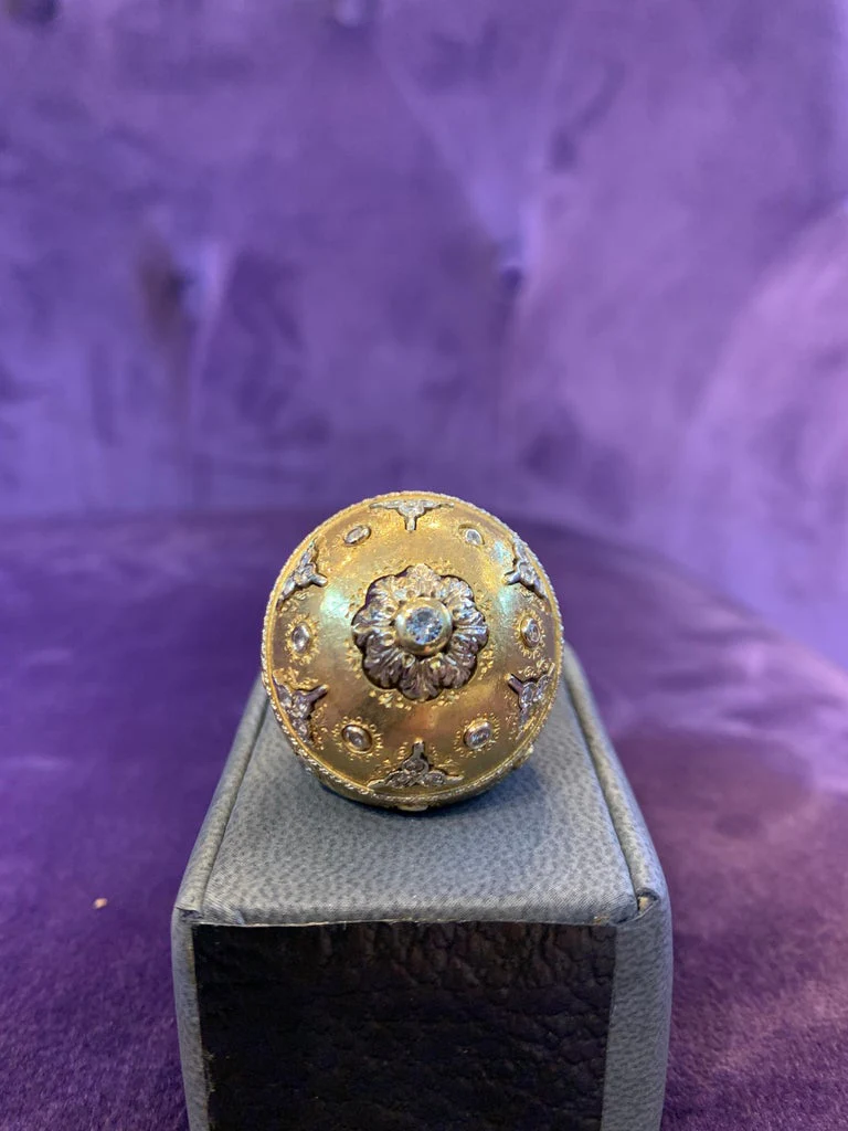 Huge Diamond and Gold Cocktail Ring - Image 5