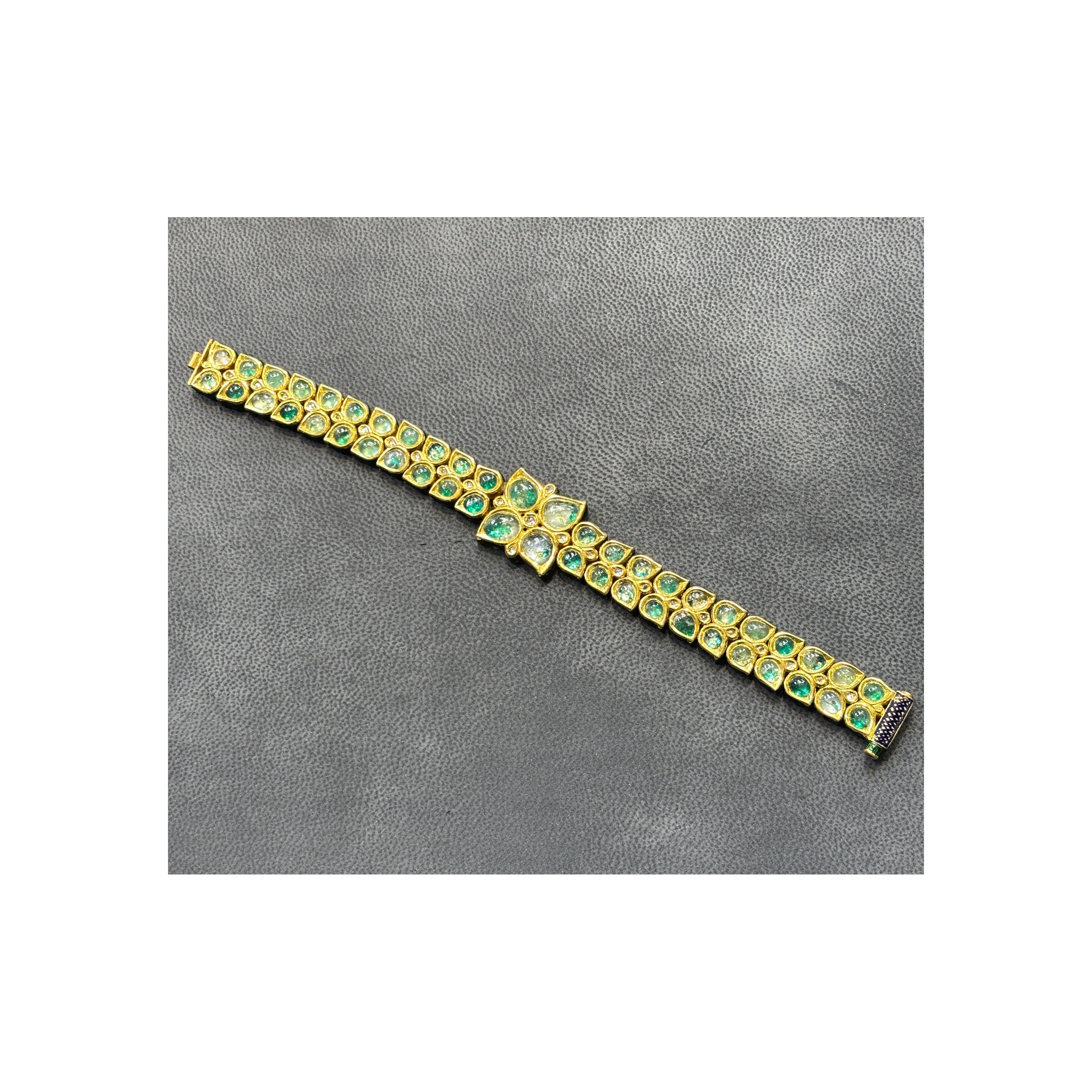 Indian Emerald And Enamel Reversible Bracelet - Image 7