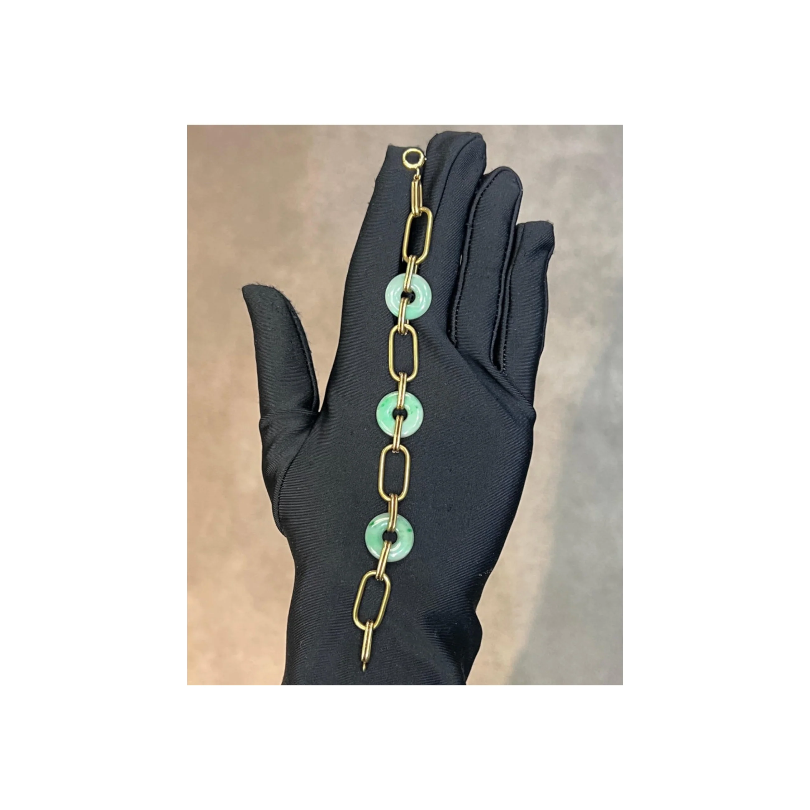 Jade Disc and Gold Link Bracelet - Image 3