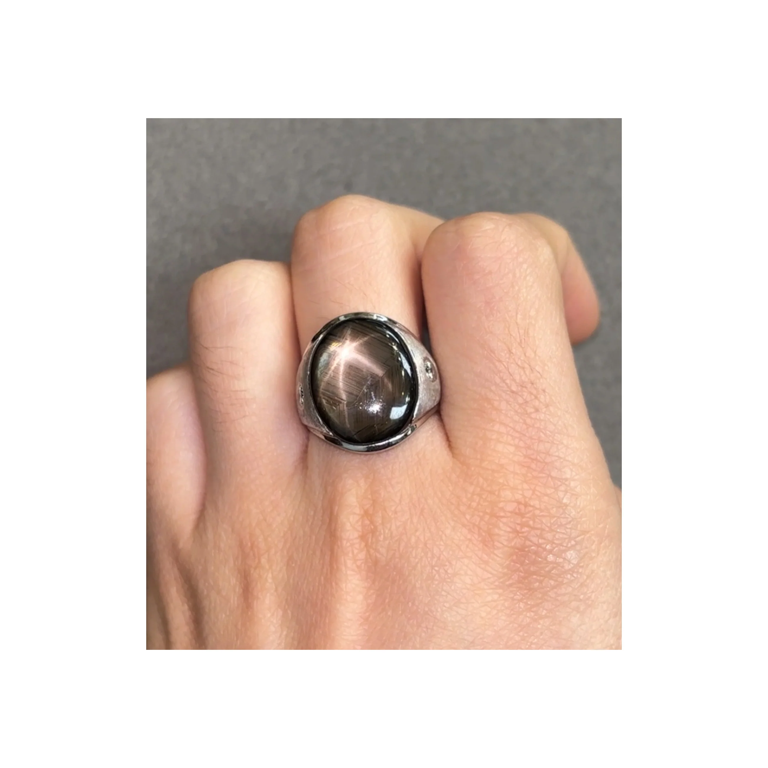 Men's Black Star Sapphire Ring - Image 2