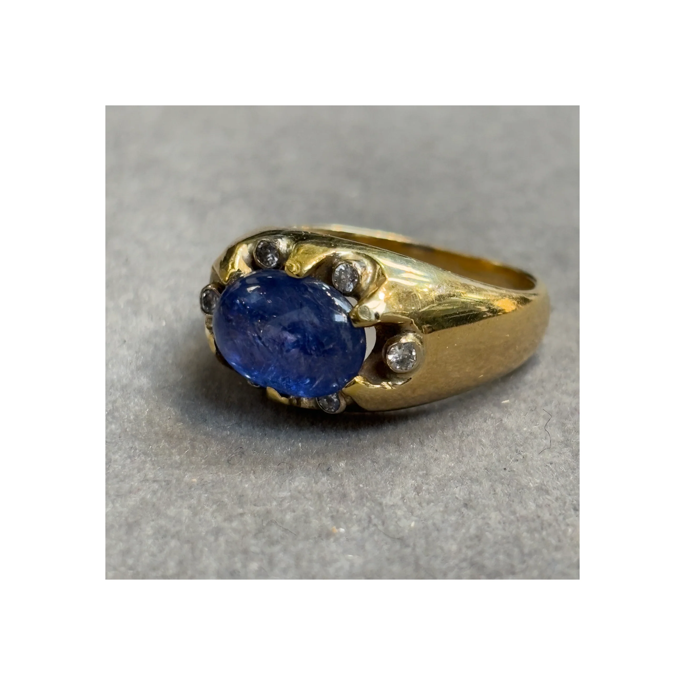 Men's Cabochon Sapphire Ring - Image 6