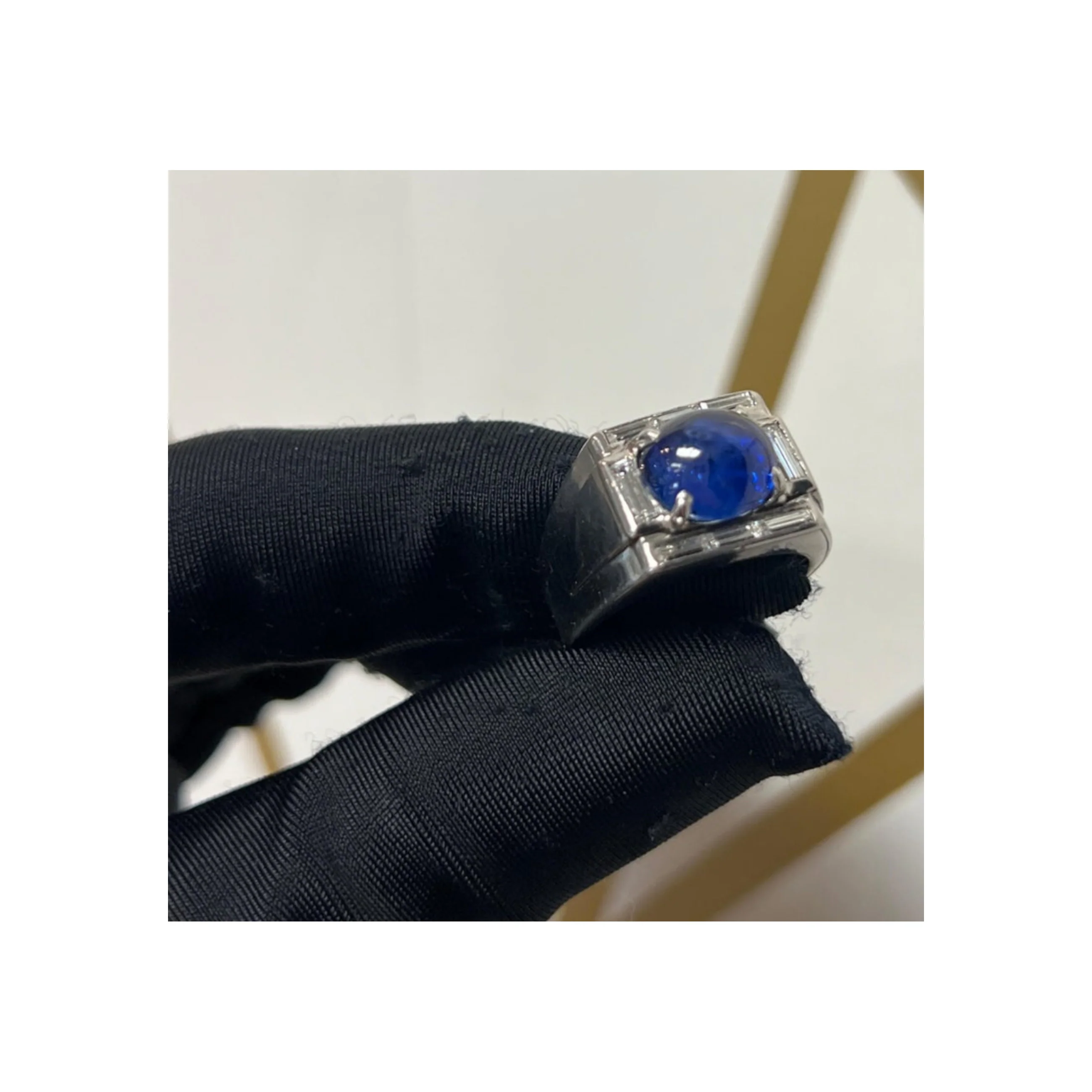 Men's Cabochon Sapphire Ring - Image 4