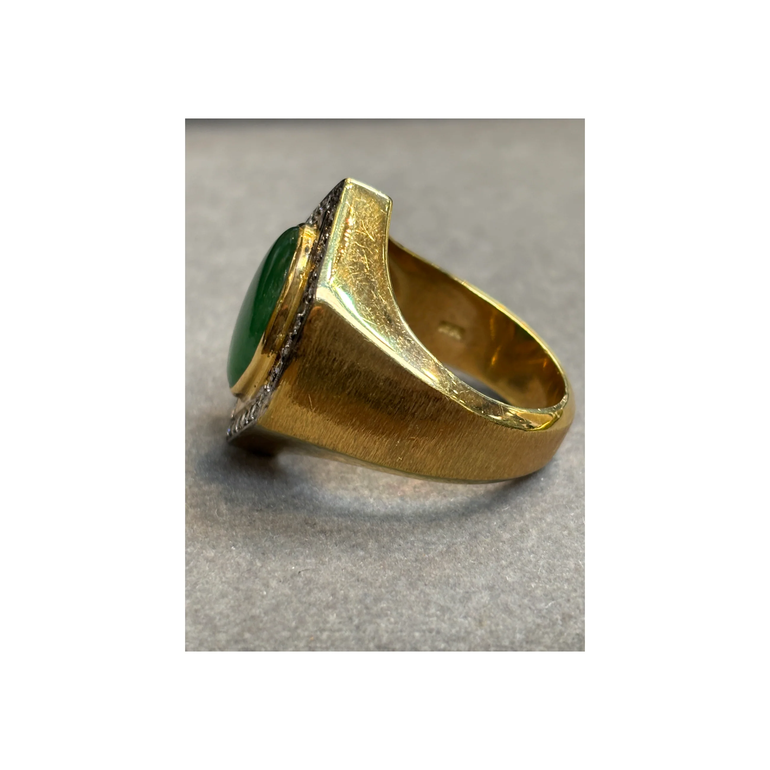 Men's Jade and Diamond Ring - Image 6