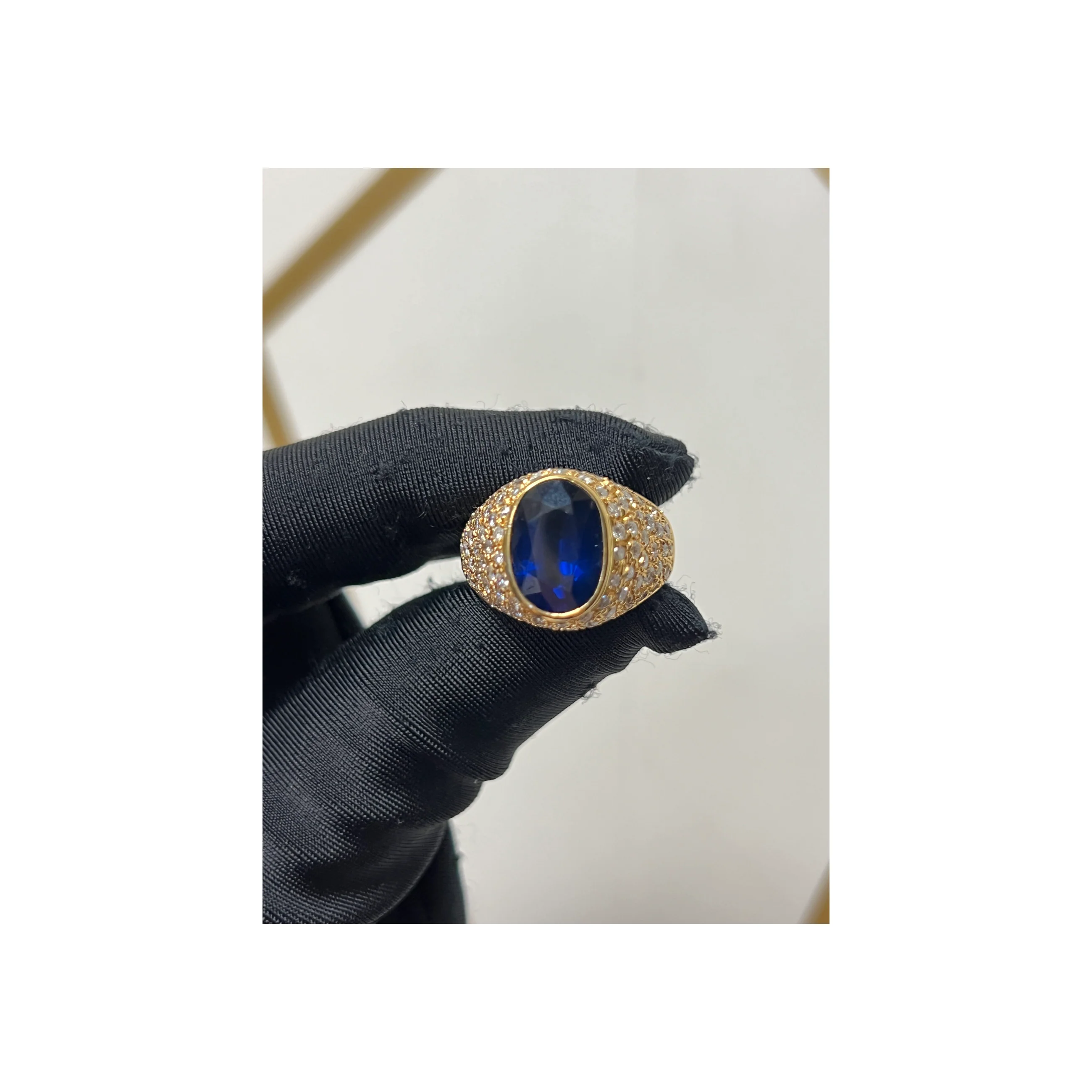 Men's Sapphire Ring - Image 3