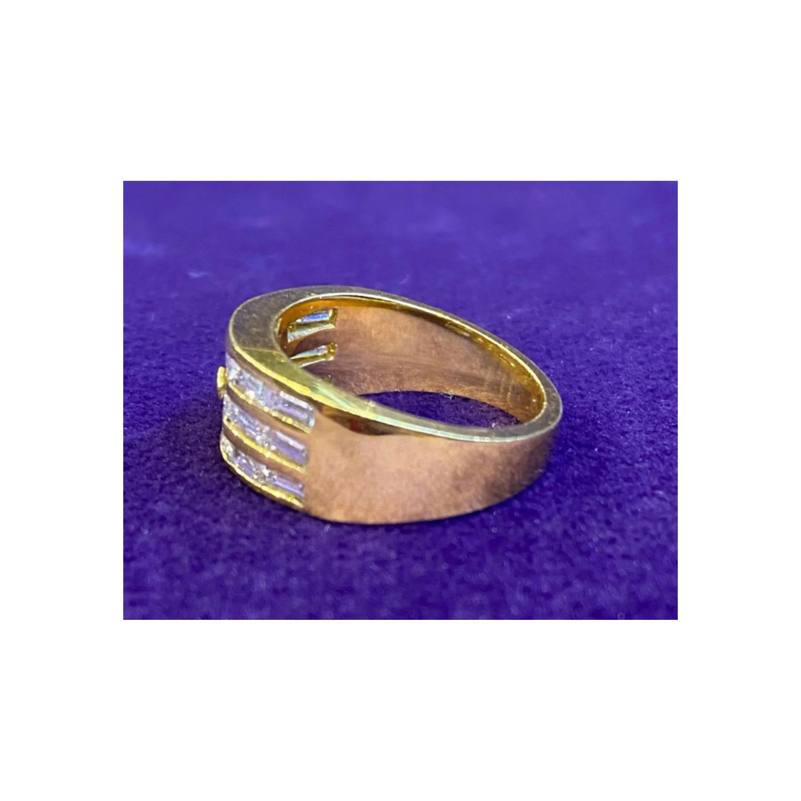Men's Three Row Diamond Ring Band. - Image 6