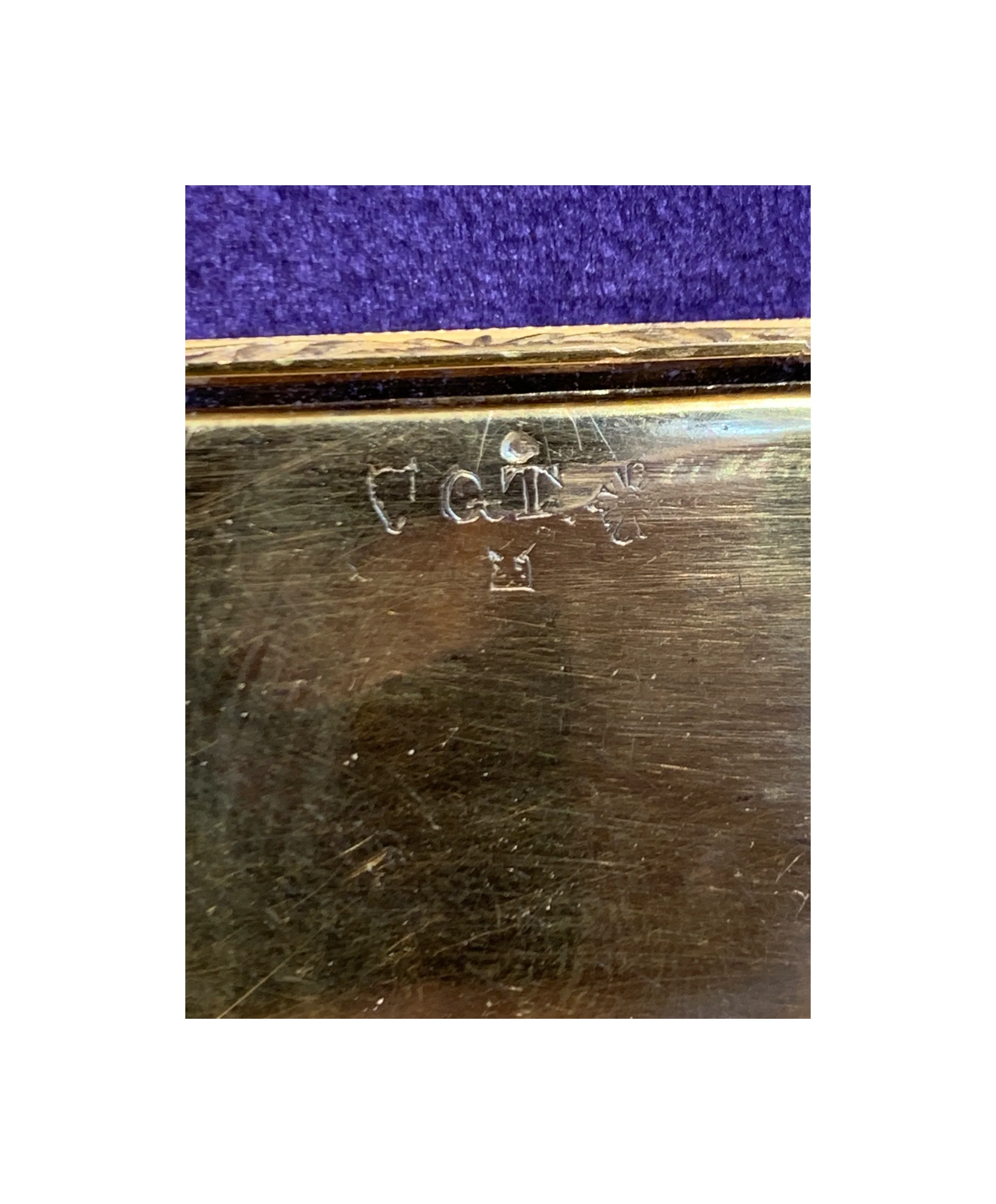 Micro Mosaic Gold Snuff Box - Image 11