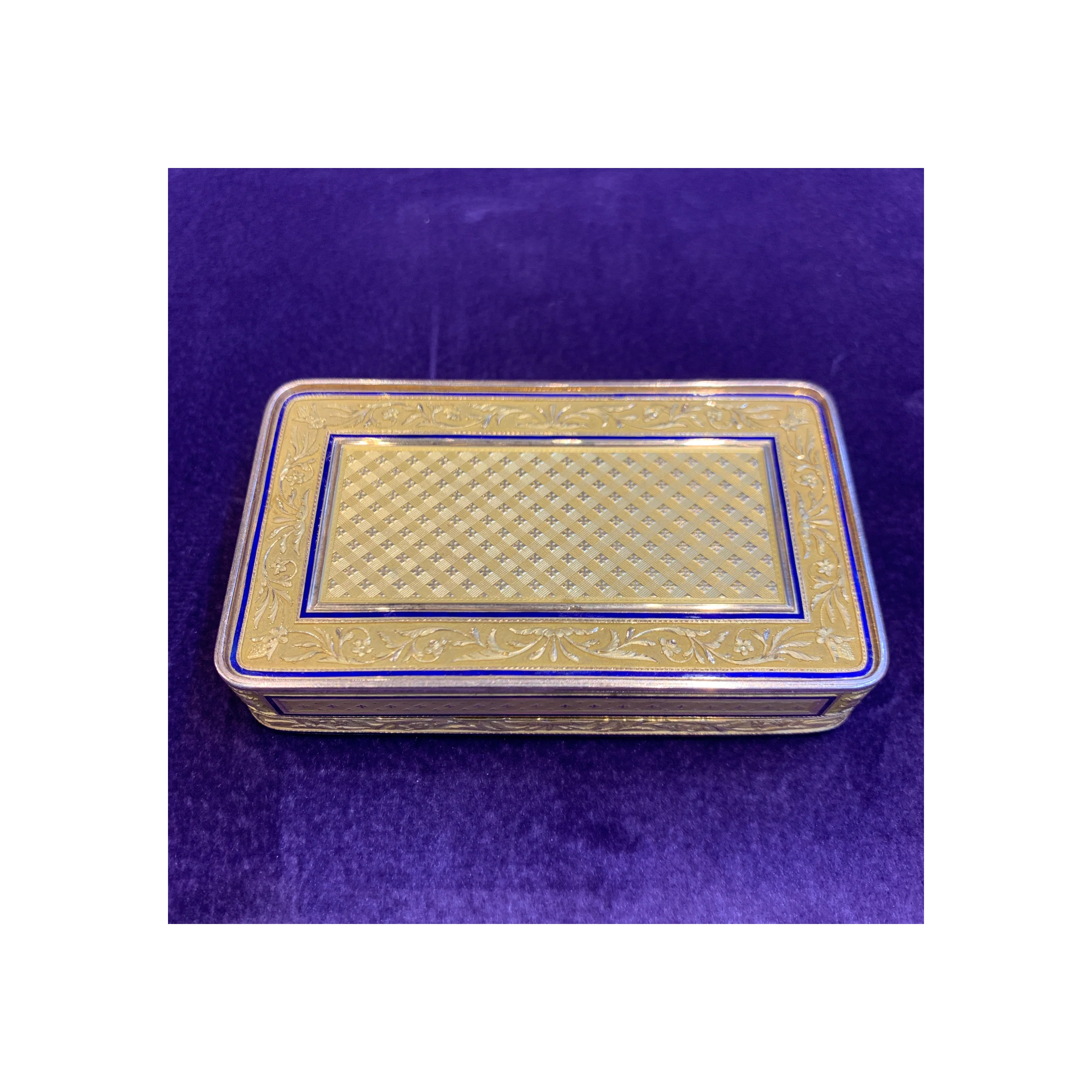 Micro Mosaic Gold Snuff Box - Image 9