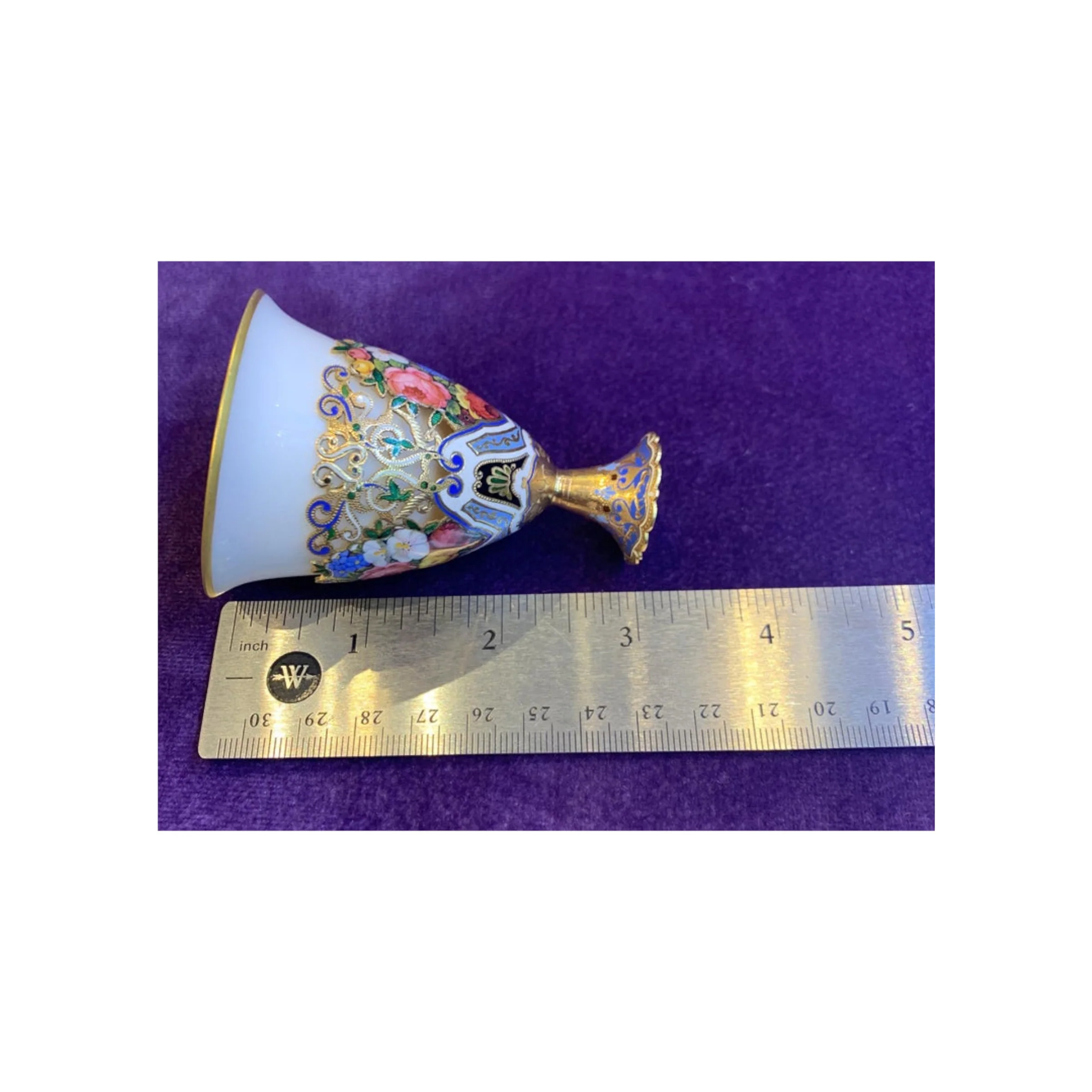 Museum Quality Pair of Gold and Enamel Zarfs - Image 11