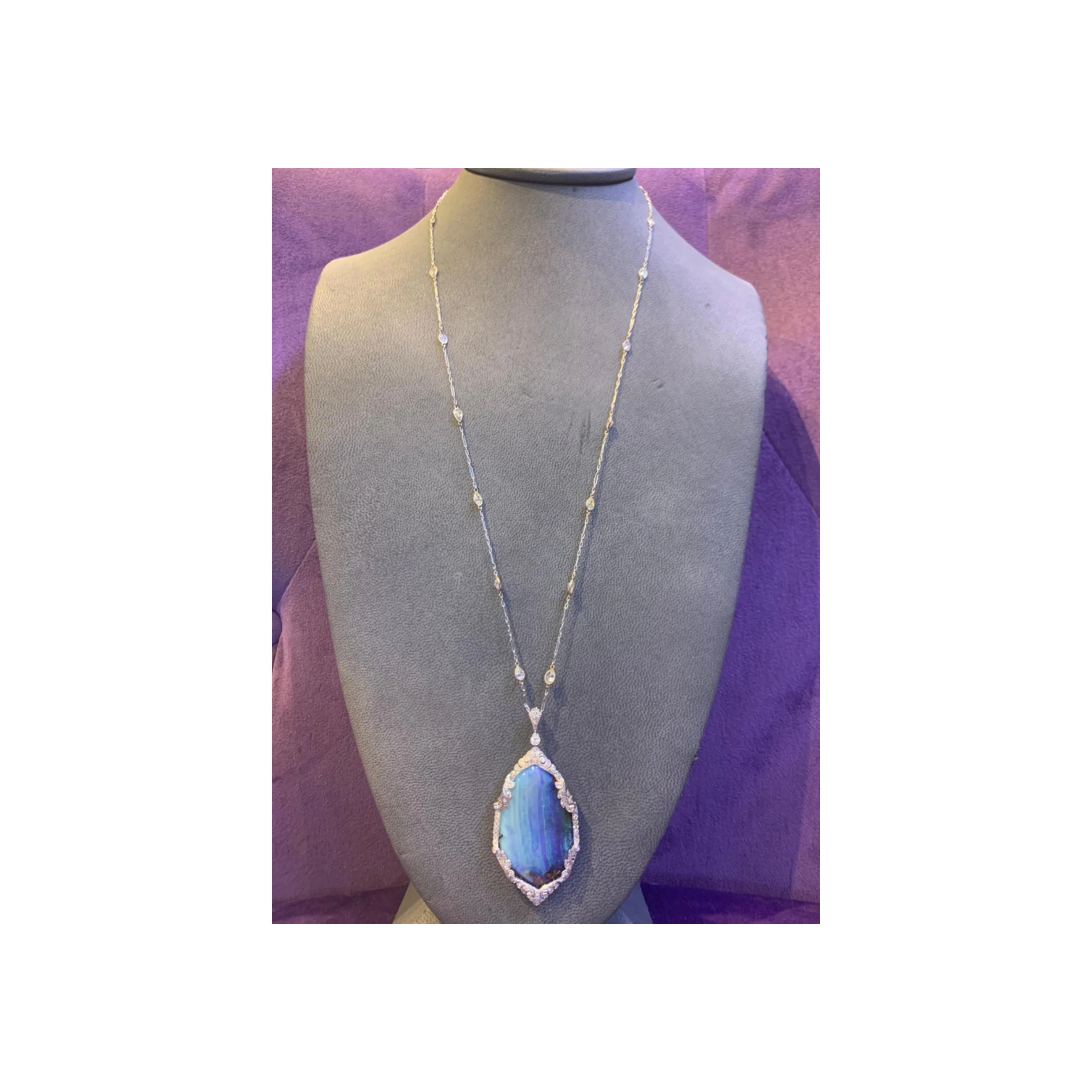 Opal & Diamond Pendant Necklace - Image 4