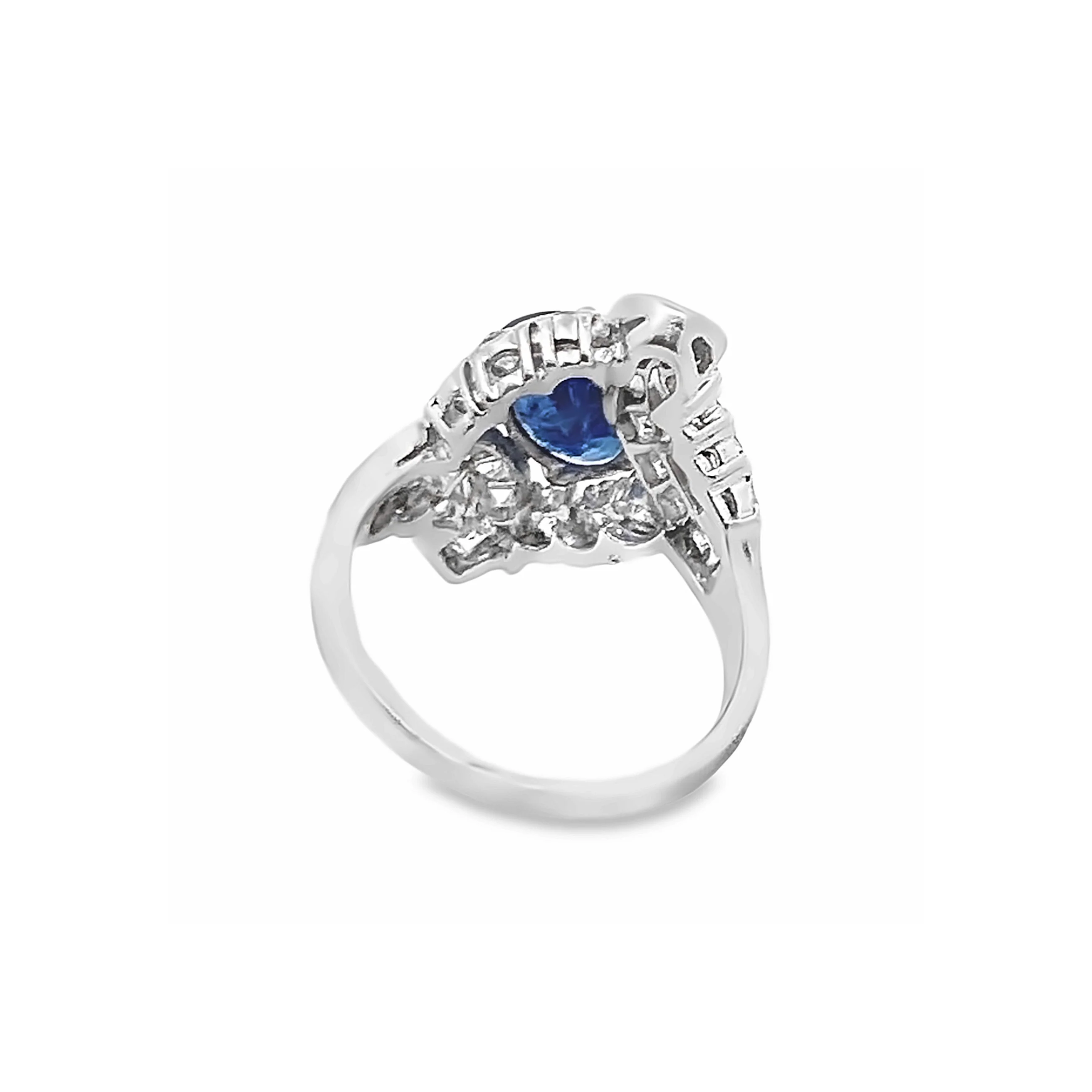 Oval Sapphire and Diamond Ring - Image 4
