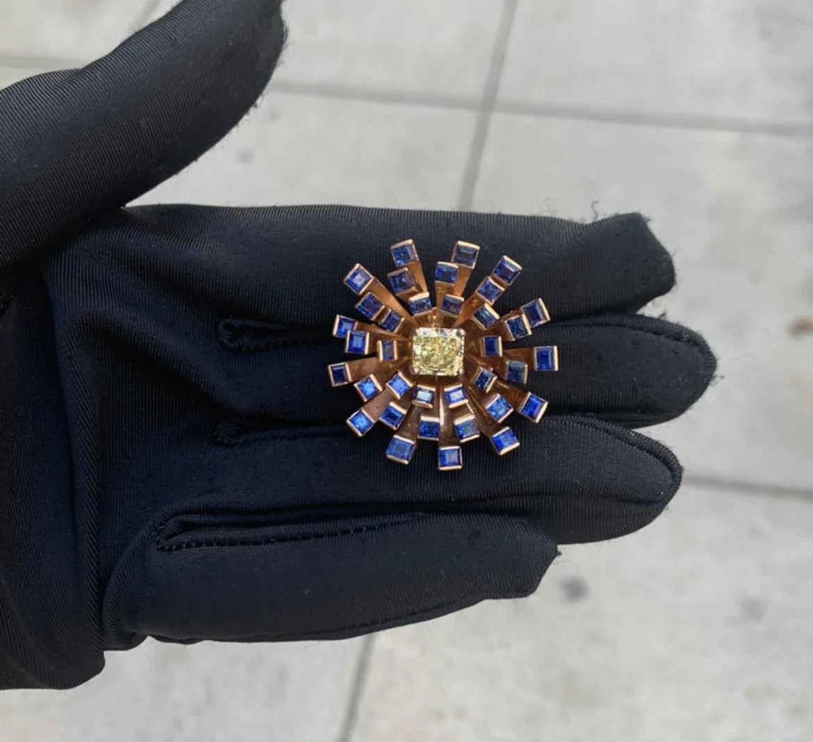 Retro Fancy Yellow Diamond & Sapphire Flower Brooch - Image 3