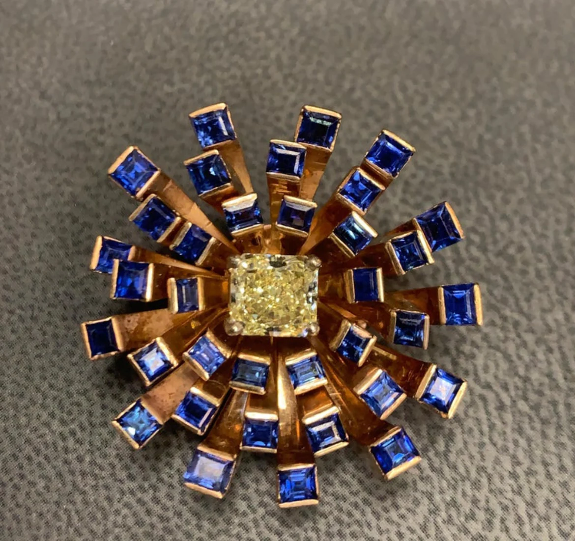 Retro Fancy Yellow Diamond & Sapphire Flower Brooch - Image 4