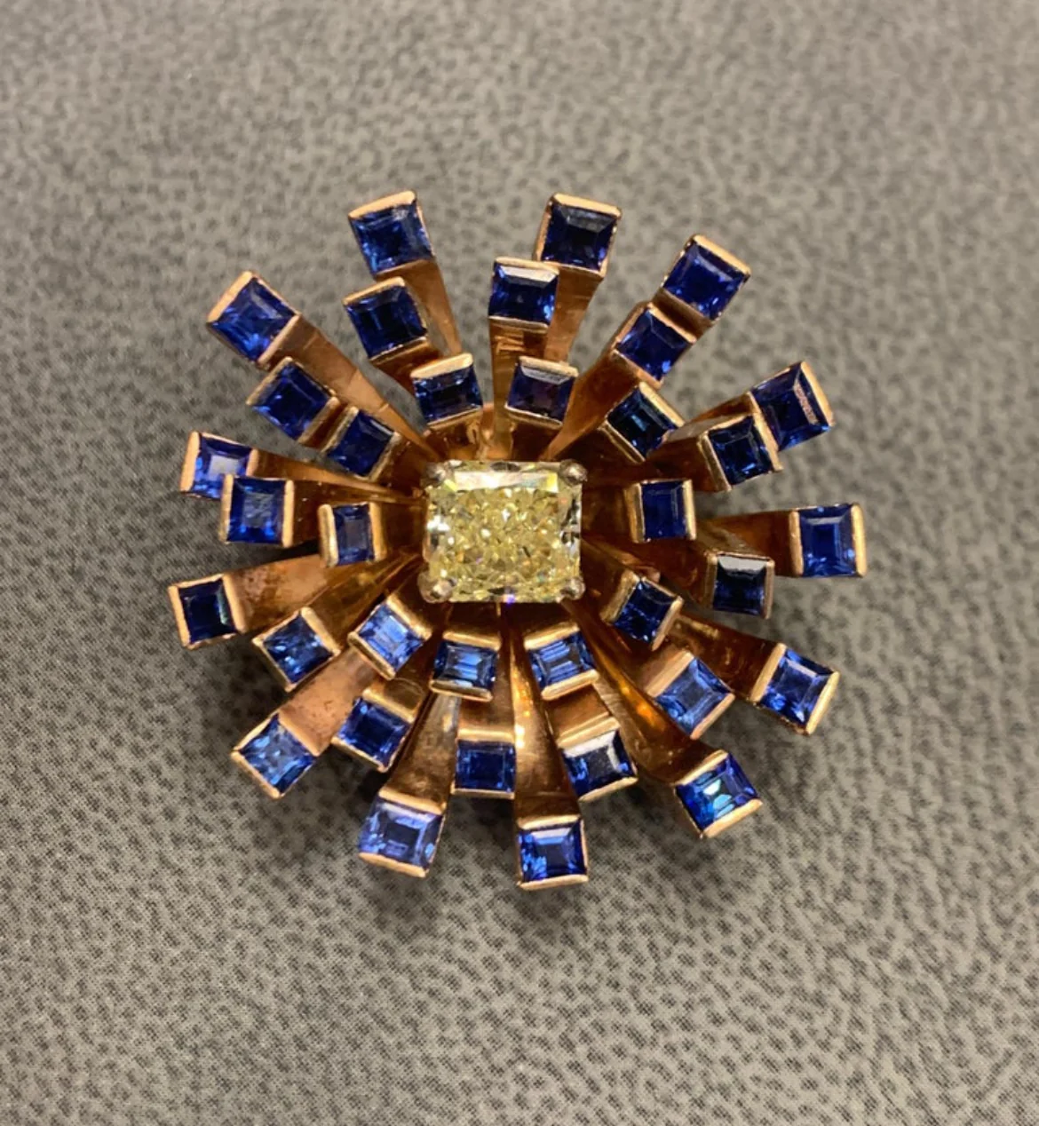Retro Fancy Yellow Diamond & Sapphire Flower Brooch - Image 5
