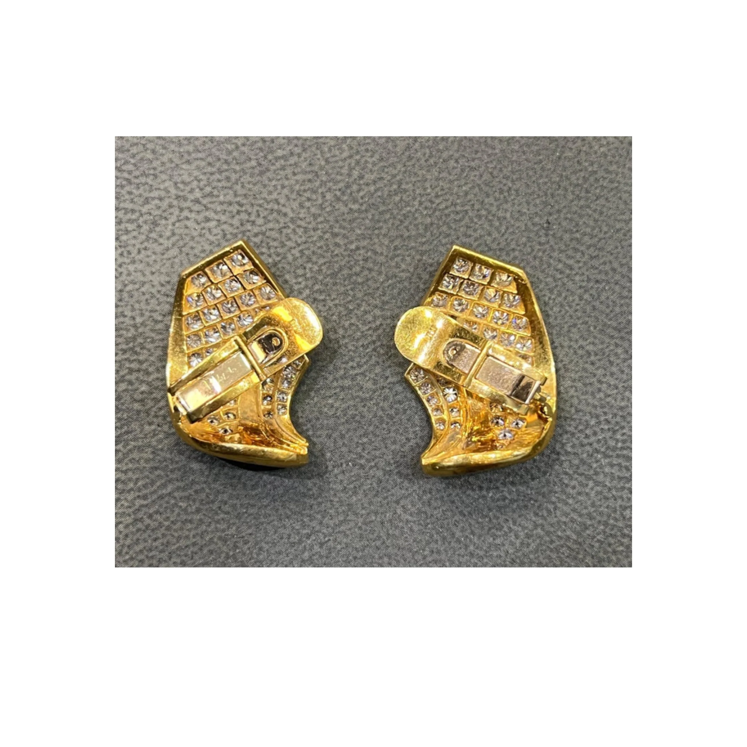 Round Cut Diamond Earrings - Image 5
