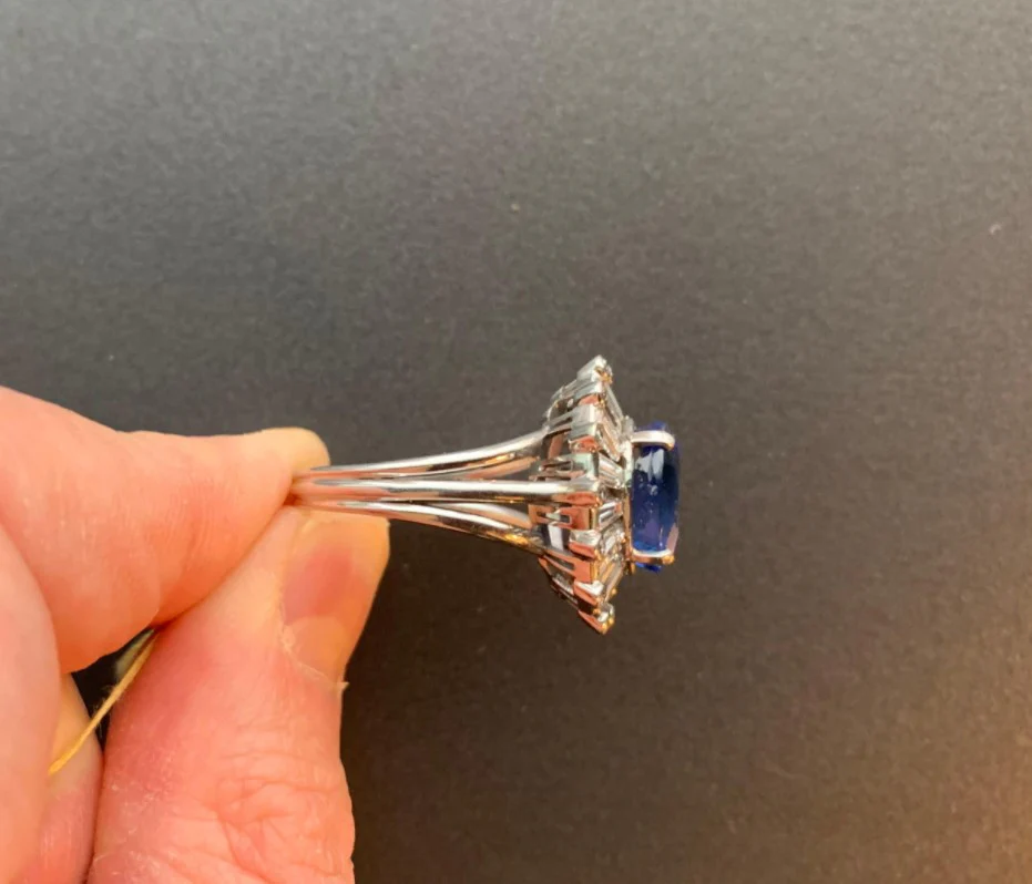 Certified Burma Sapphire and Diamond Ring - Image 2