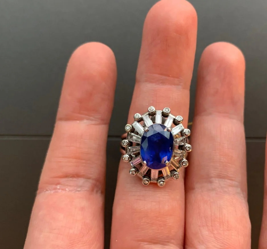 Certified Burma Sapphire and Diamond Ring - Image 3