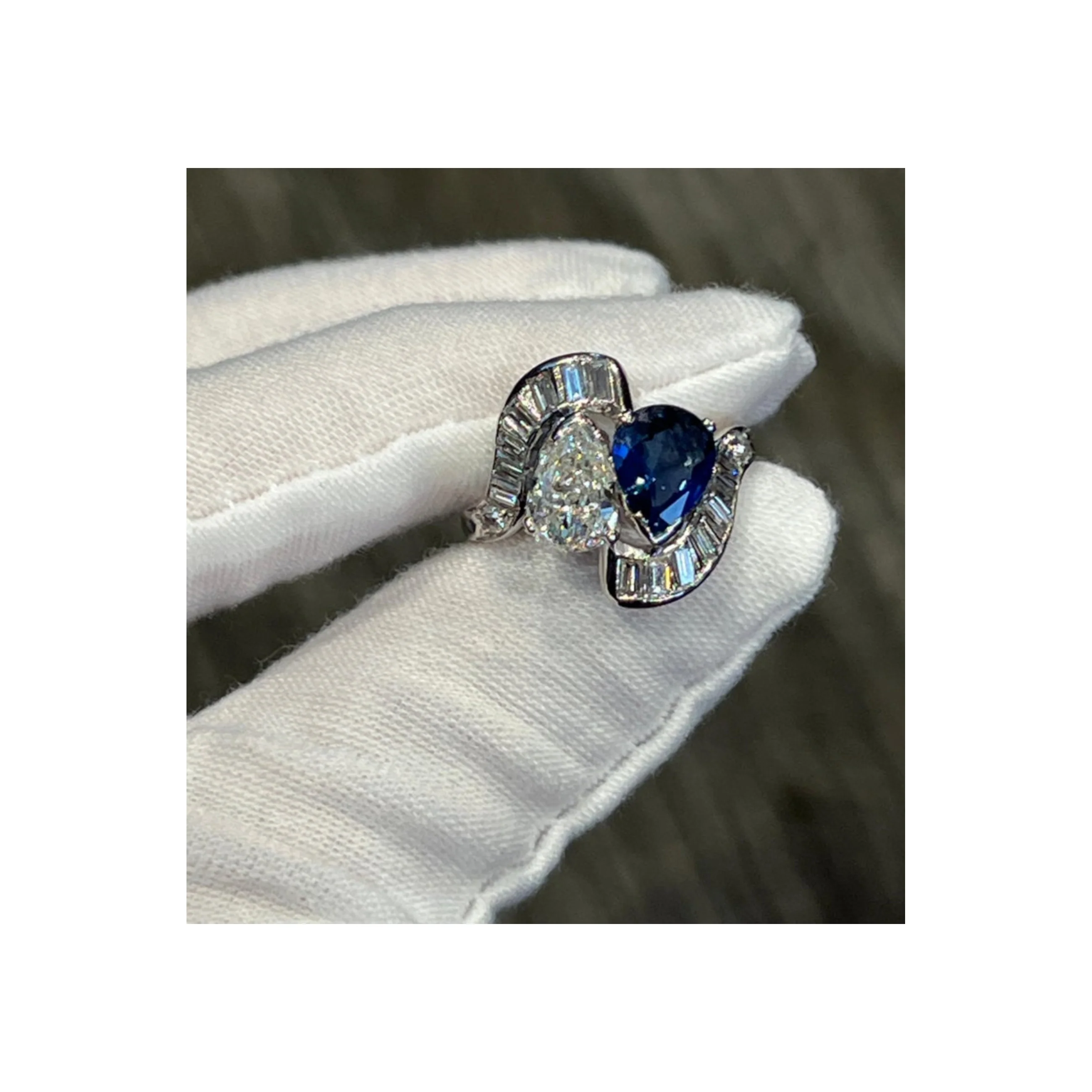 Sapphire and Diamond You & Me ring - Image 3