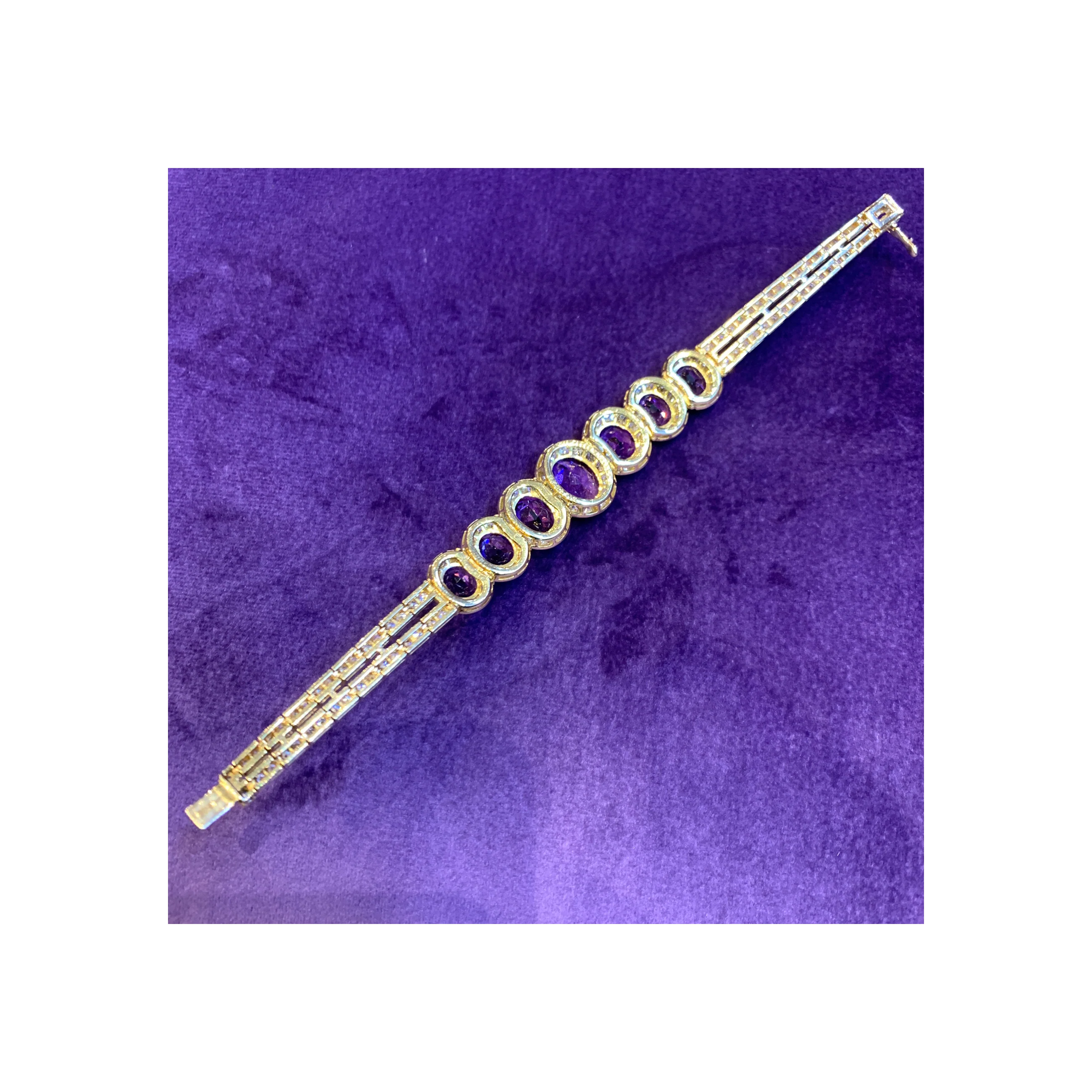 Van Cleef & Arpels Amethyst & Diamond Bracelet - Image 8