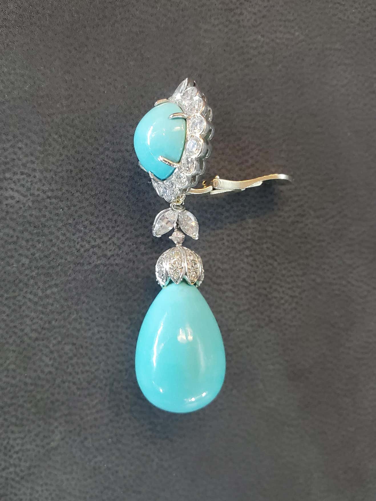 Iconic Van Cleef & Arpels Turquoise & Diamond 'Day and Night' Earrings - Image 9