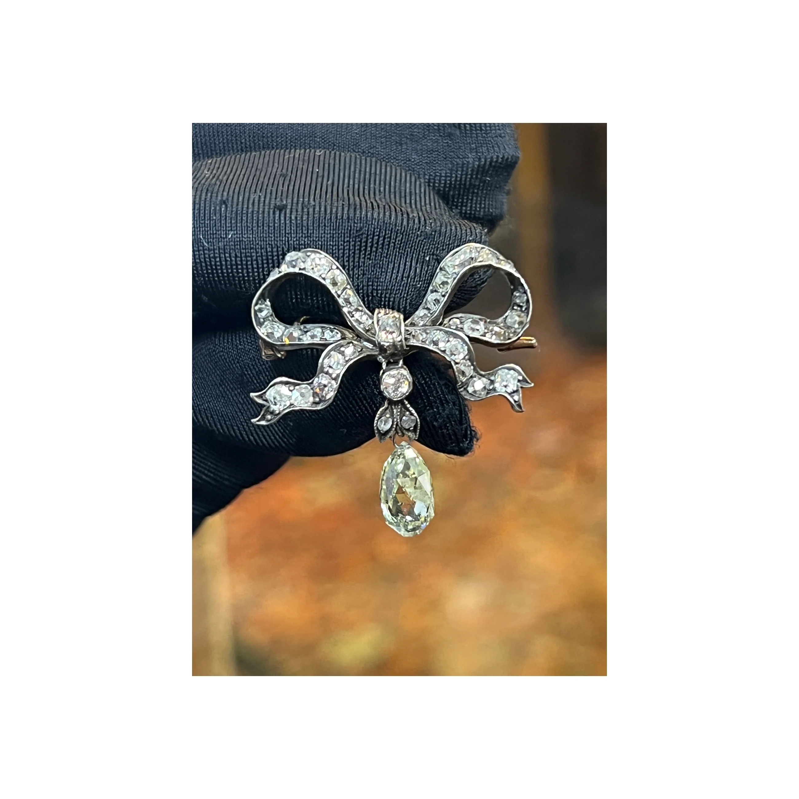 Victorian Briolette Diamond Bow Brooch - Image 2
