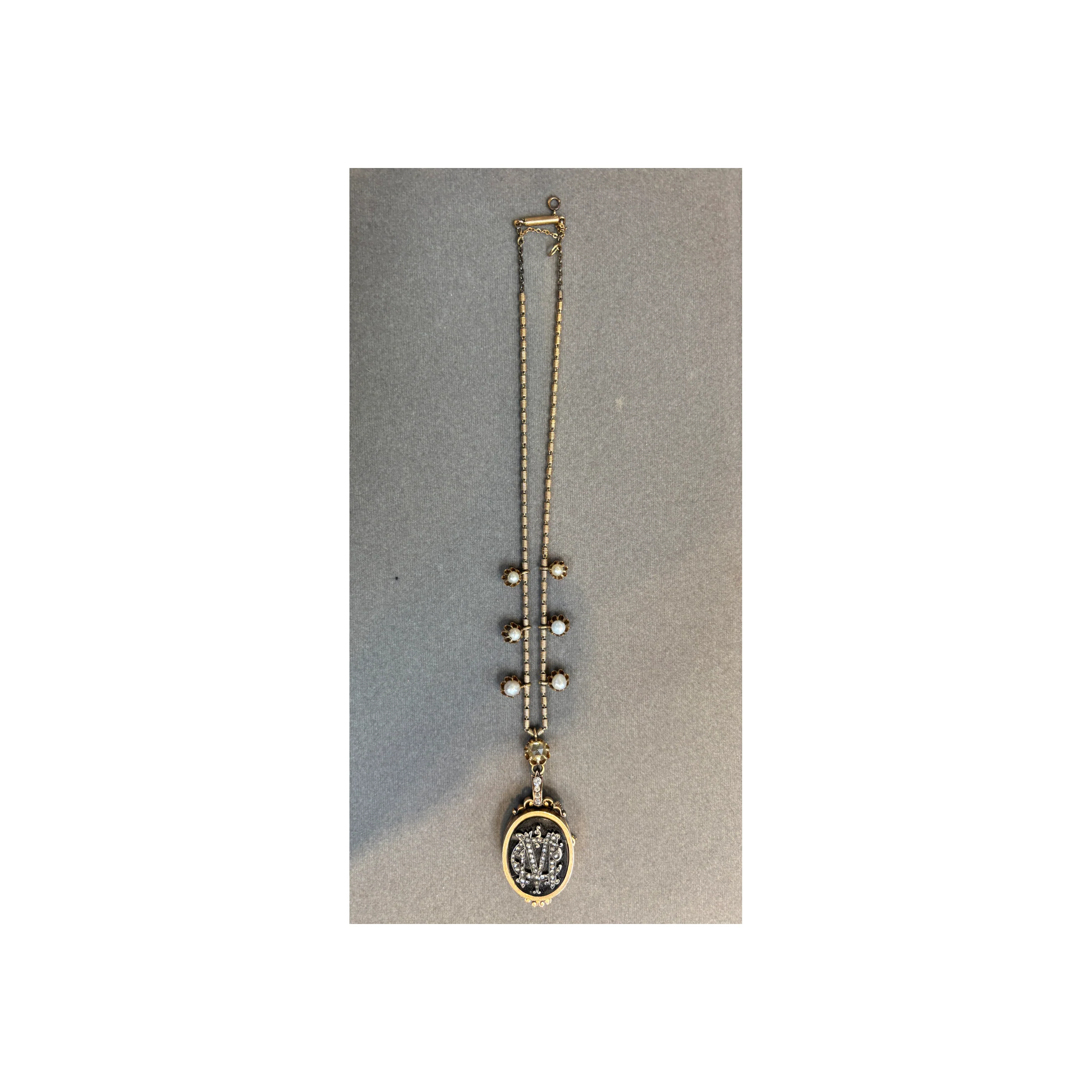 Victorian Locket Necklace - Image 10